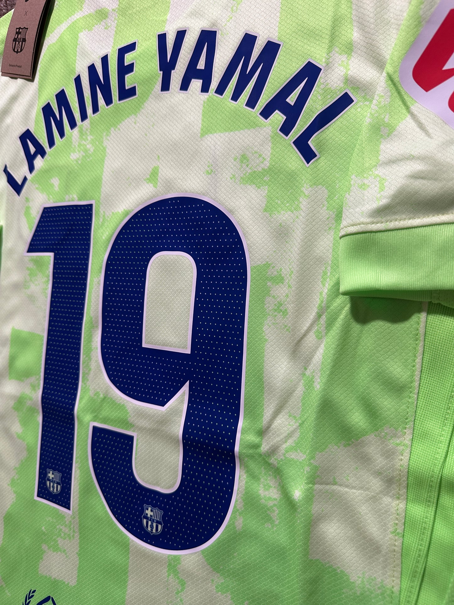 Barcelona 2014/25 Lamine Yamal #19 Neon Green Soccer Jersey Men Size Third