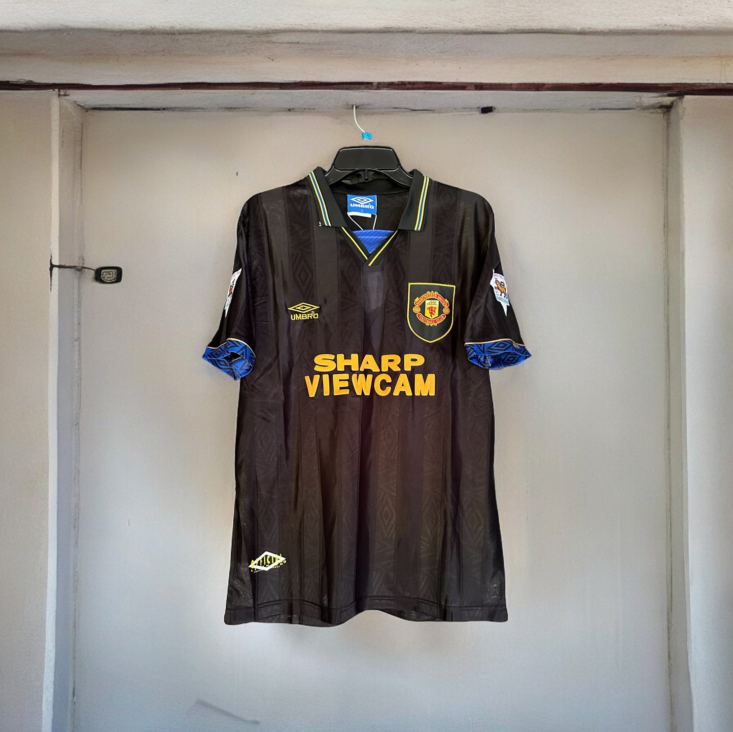 Manchester United Ryan Ryan Giggs #11 Black Away Retro Soccer Jersey 93/94 Men