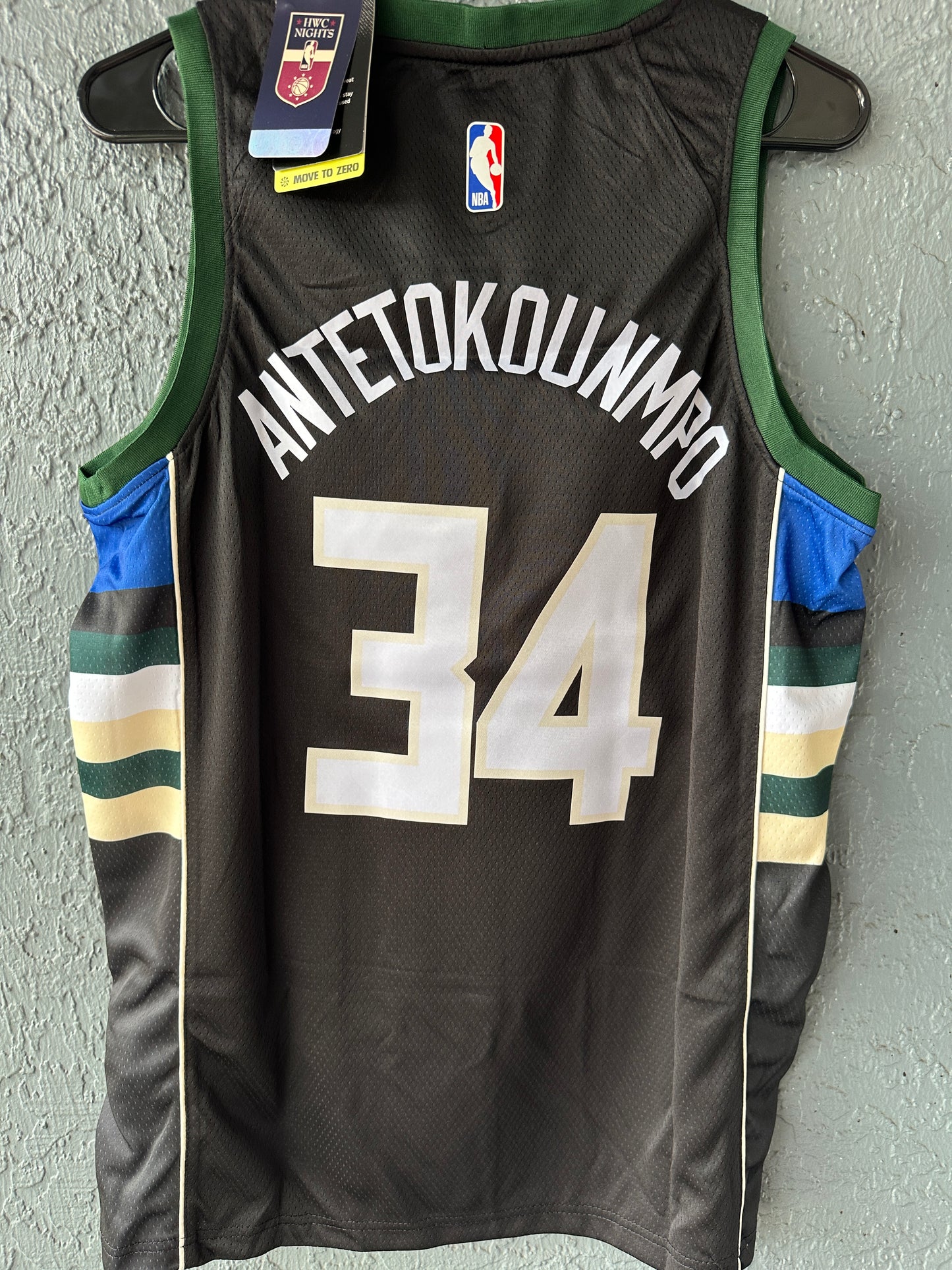 Milwaukee Bucks Antetokounmpo #34 Black Statement Edition