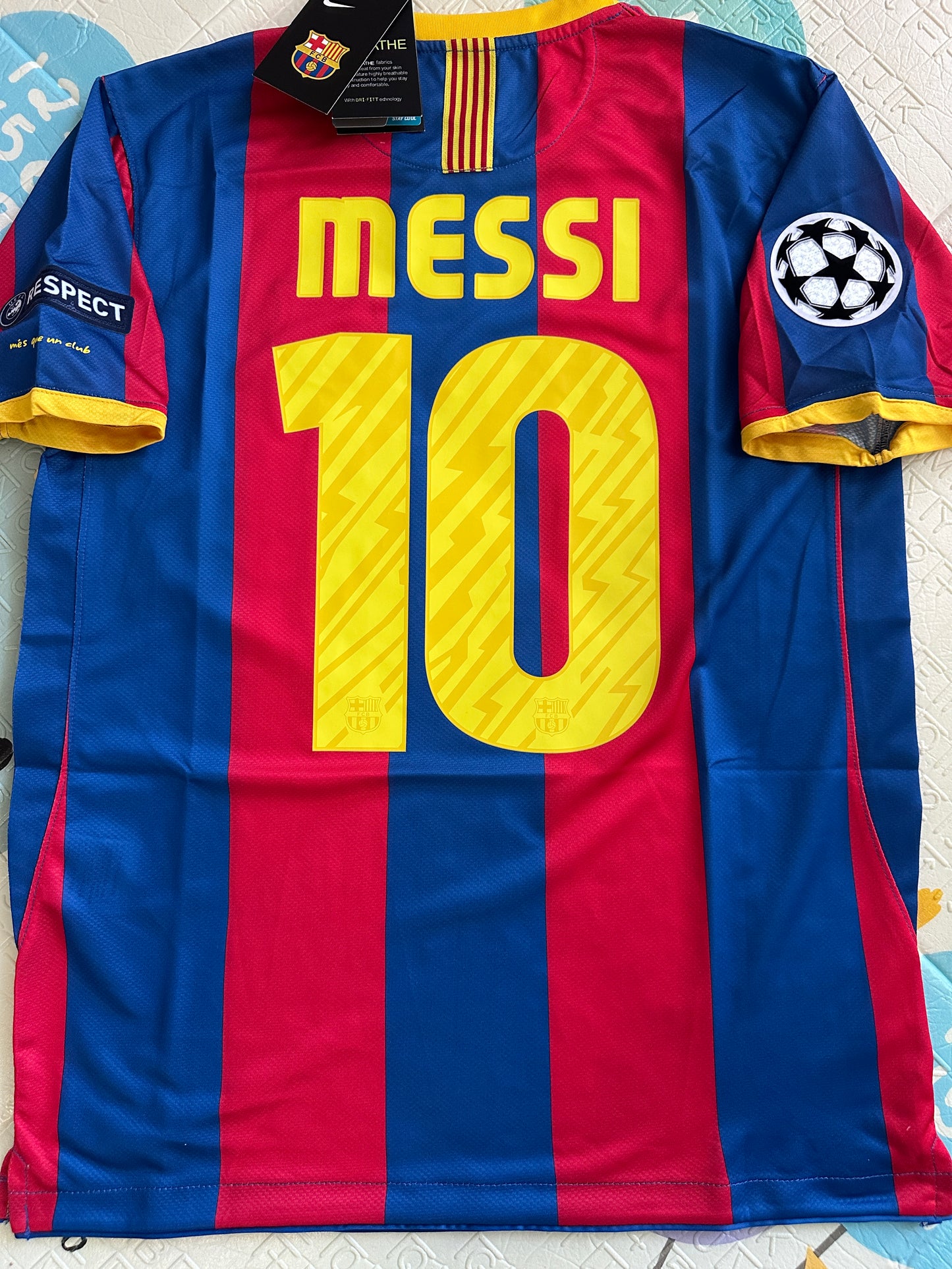 Barcelona 2011 Retro Soccer Jersey Messi #10 Final Champions Red Blue Shirt