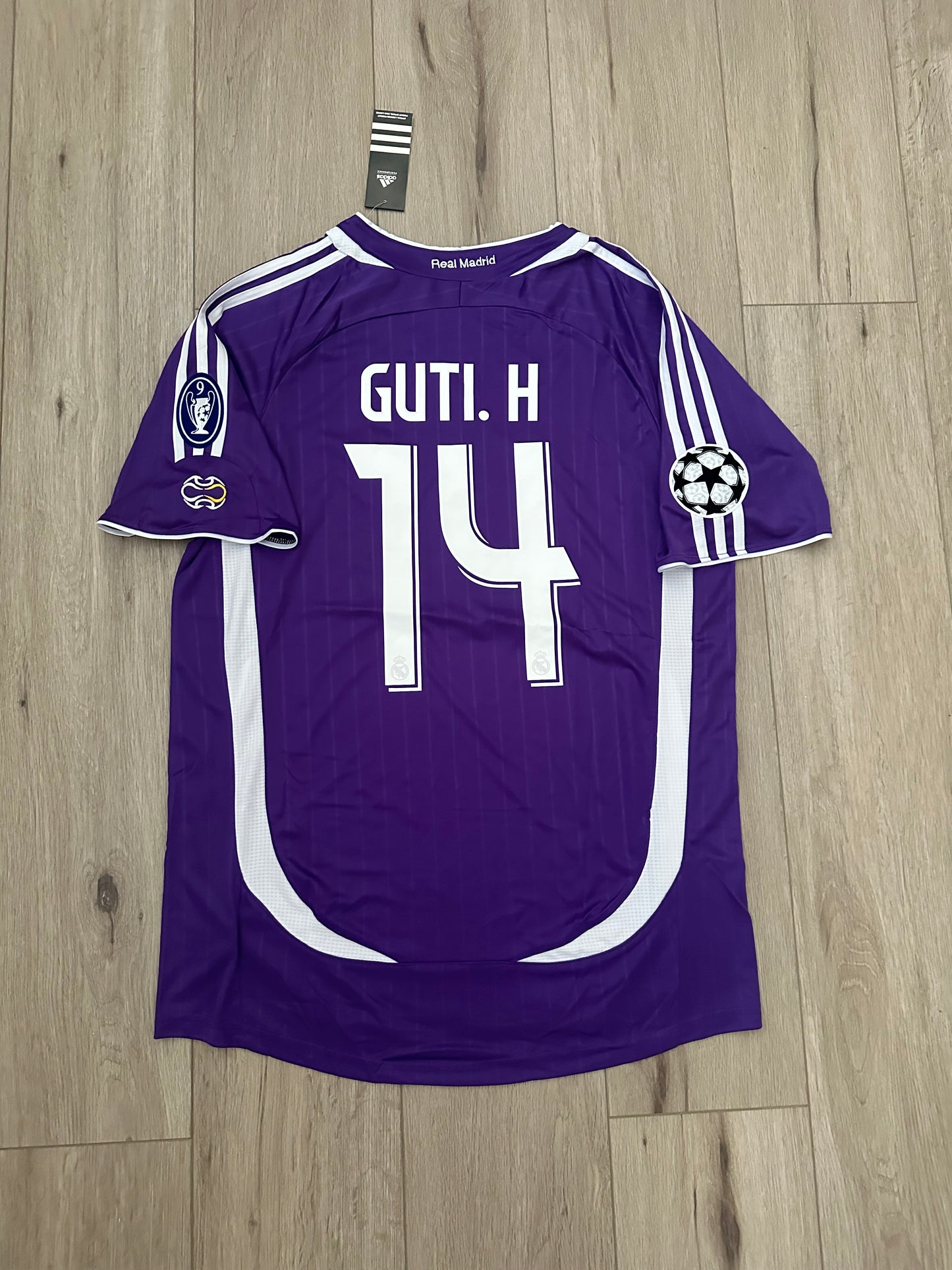 Real Madrid Guti #14 Retro Soccer Jersey 2006 Champions Purple Large shirt