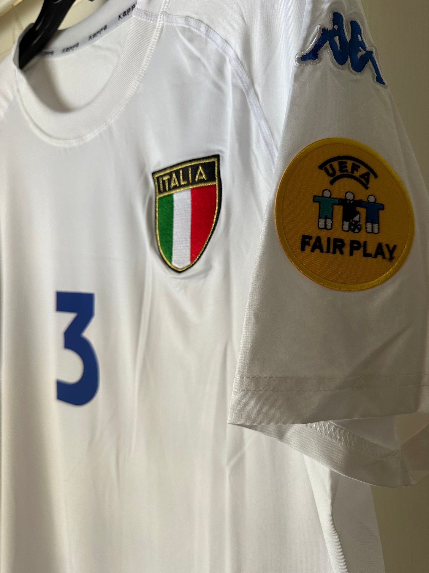 Italy Paolo Maldini #3 Retro Soccer Jersey Eurocup 2000 Away white Men size