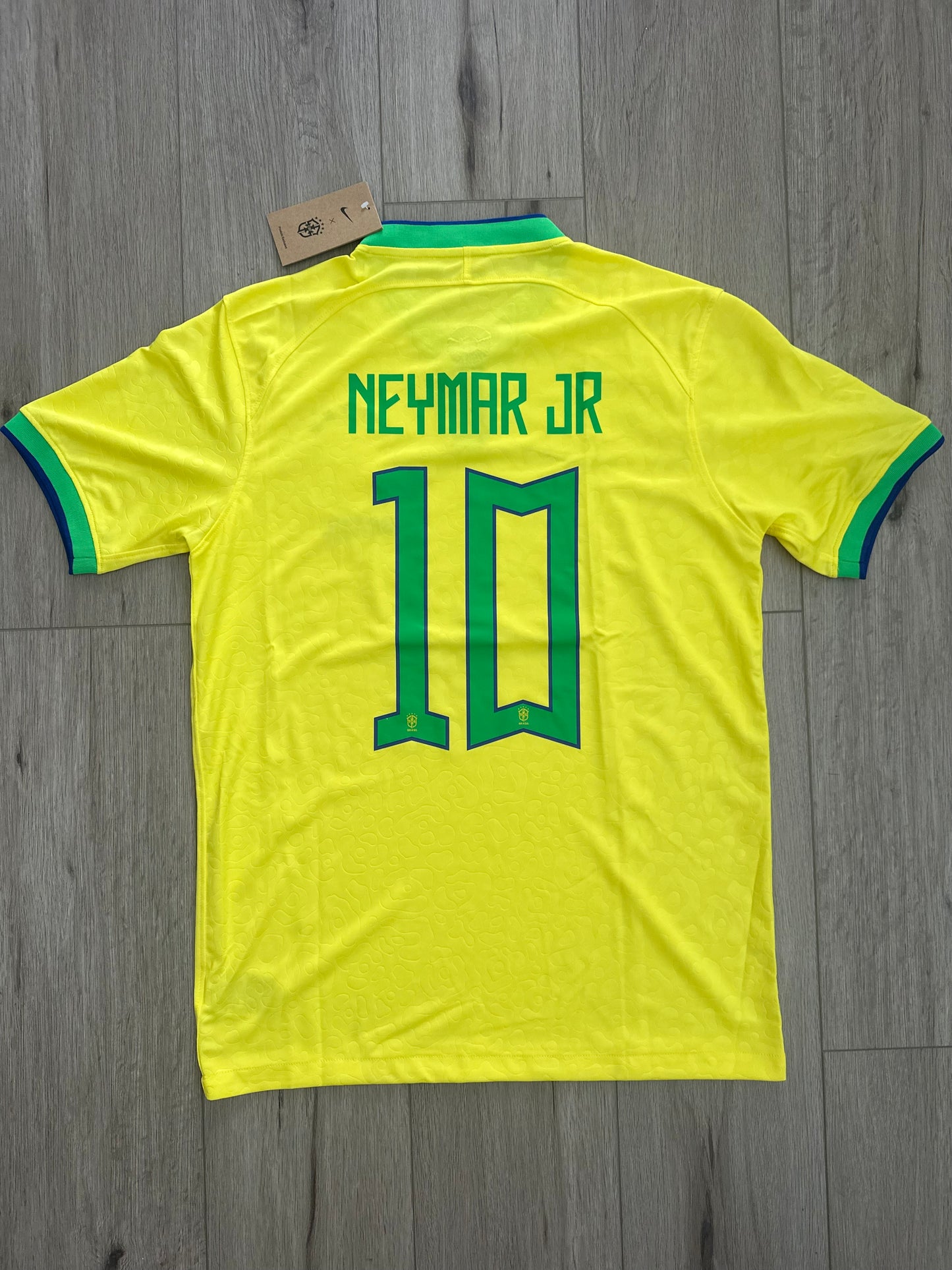 Brazil Neymar Jr Soccer Jersey Yellow #10 Men’s Size Regular 2023