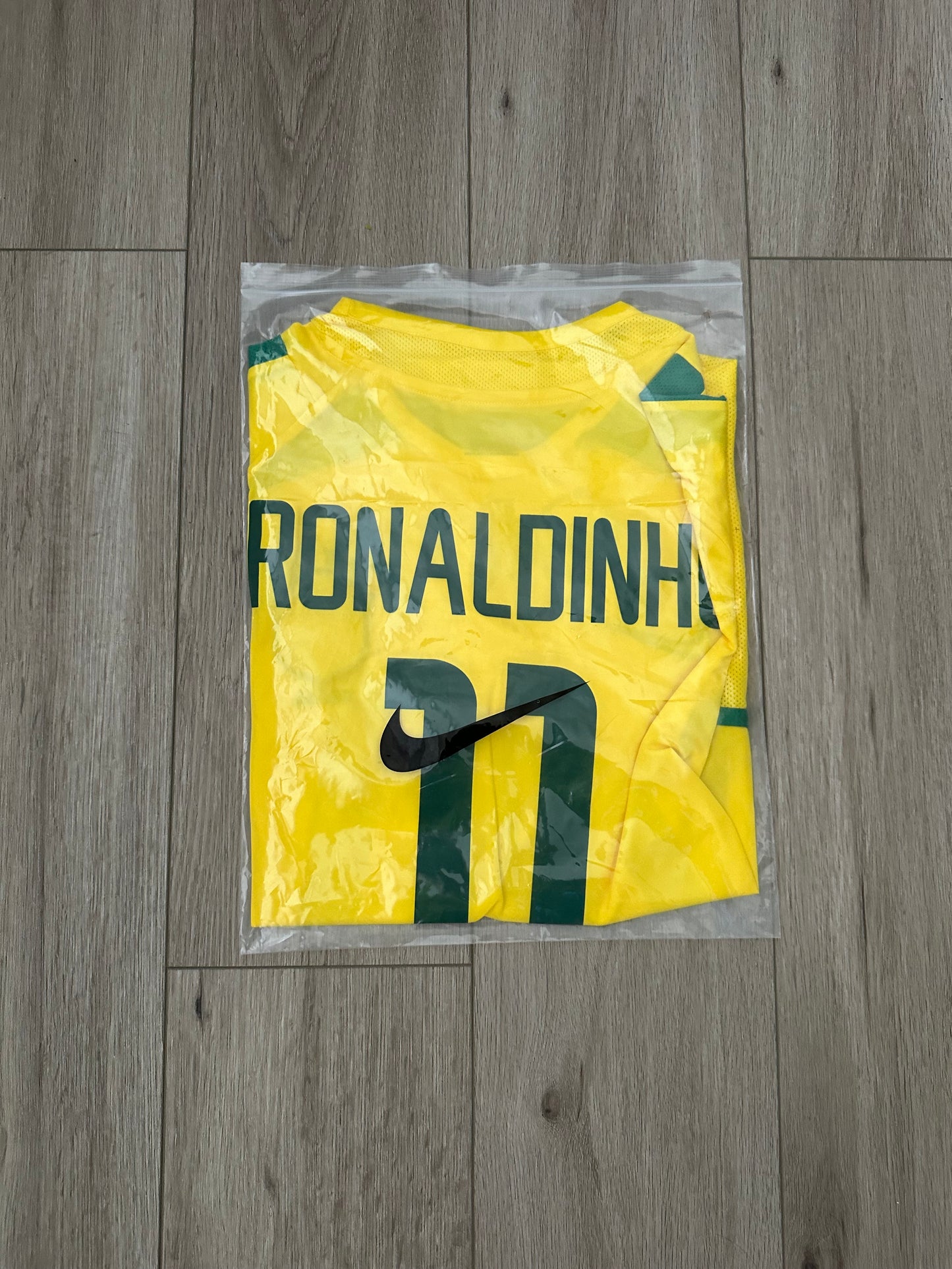 Ronaldinho Gaucho Brazil 2002 FWC Soccer Jersey Home Yellow #11 Regular size Men