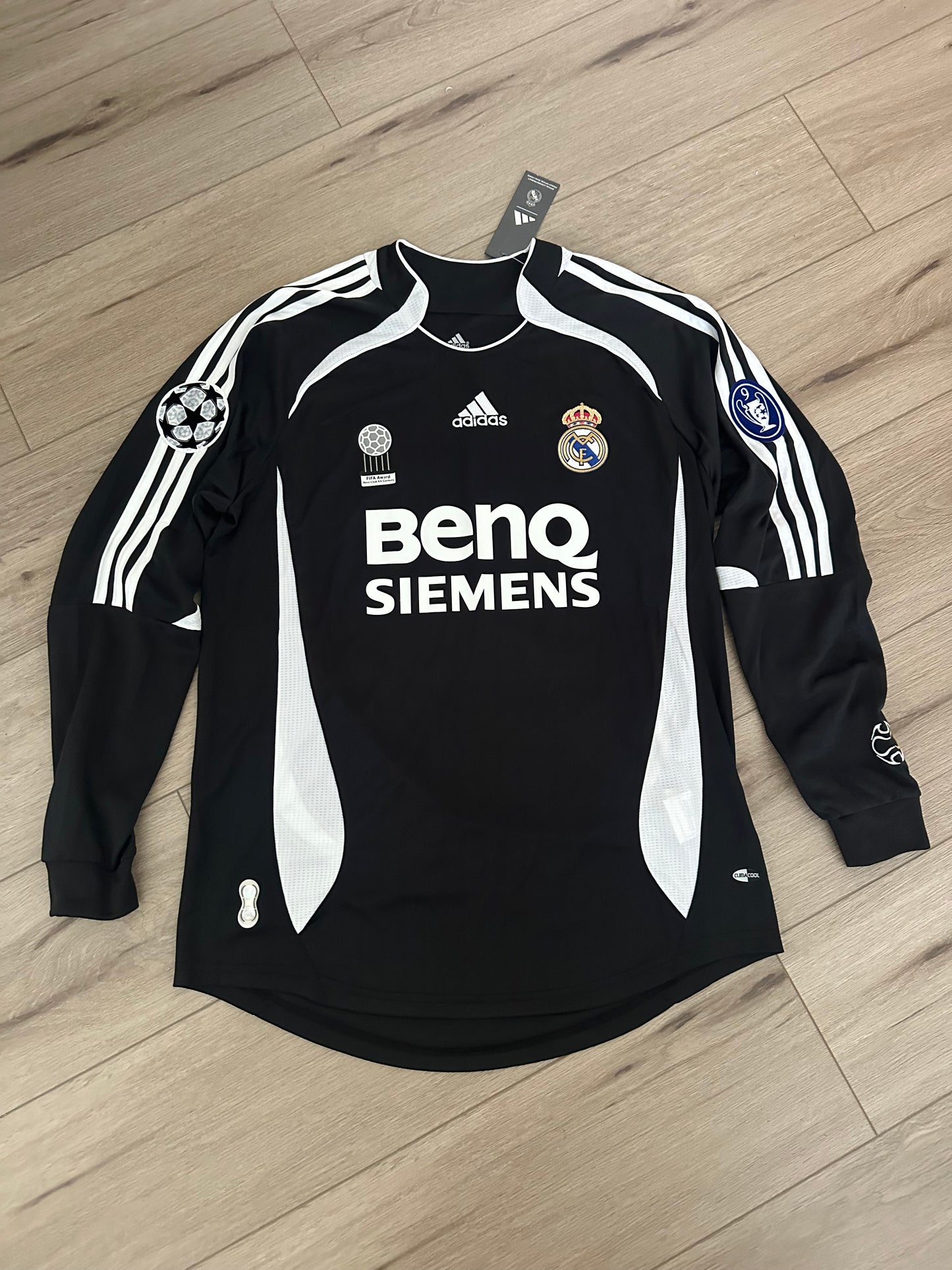 Real Madrid David Beckham #23 Soccer Jersey Retro 06/07 UCL Black Long Sleeves