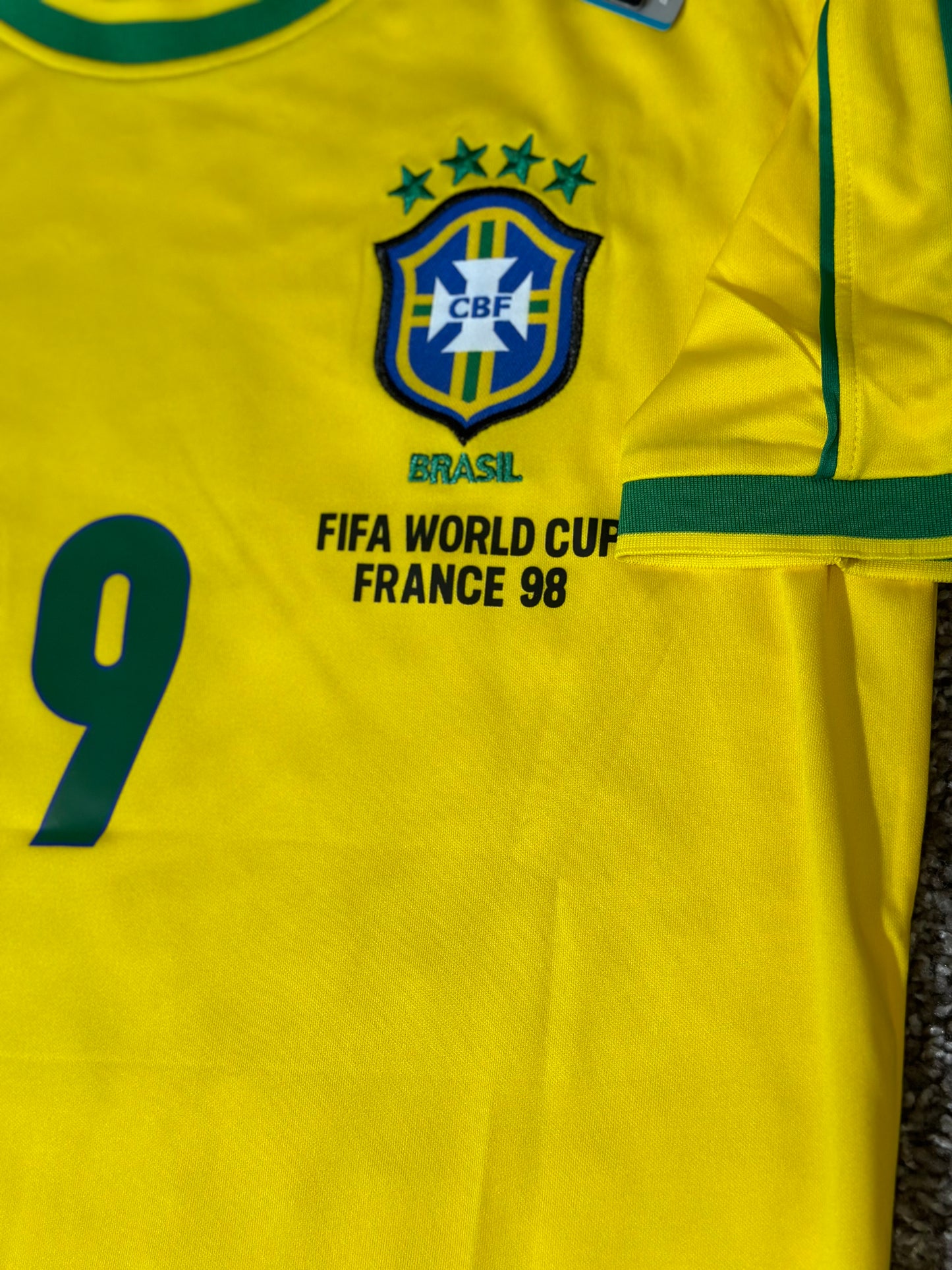 Brazil Soccer Jersey Retro 1998 Ronaldo Nazario #9 Home Yellow Men’s