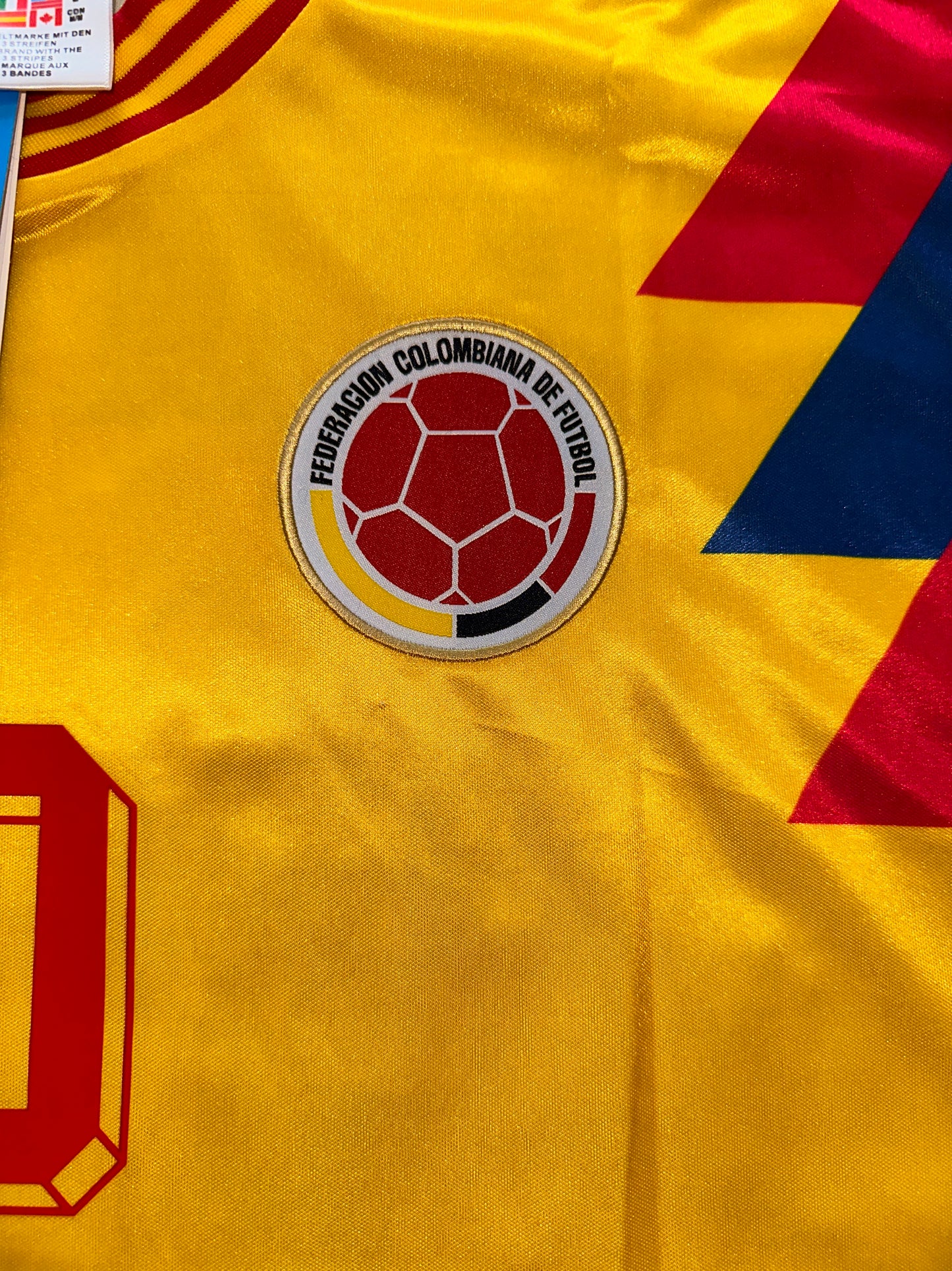 Colombia Carlos Valderrama Retro Soccer Jersey Yellow 1990 FWC Men Size