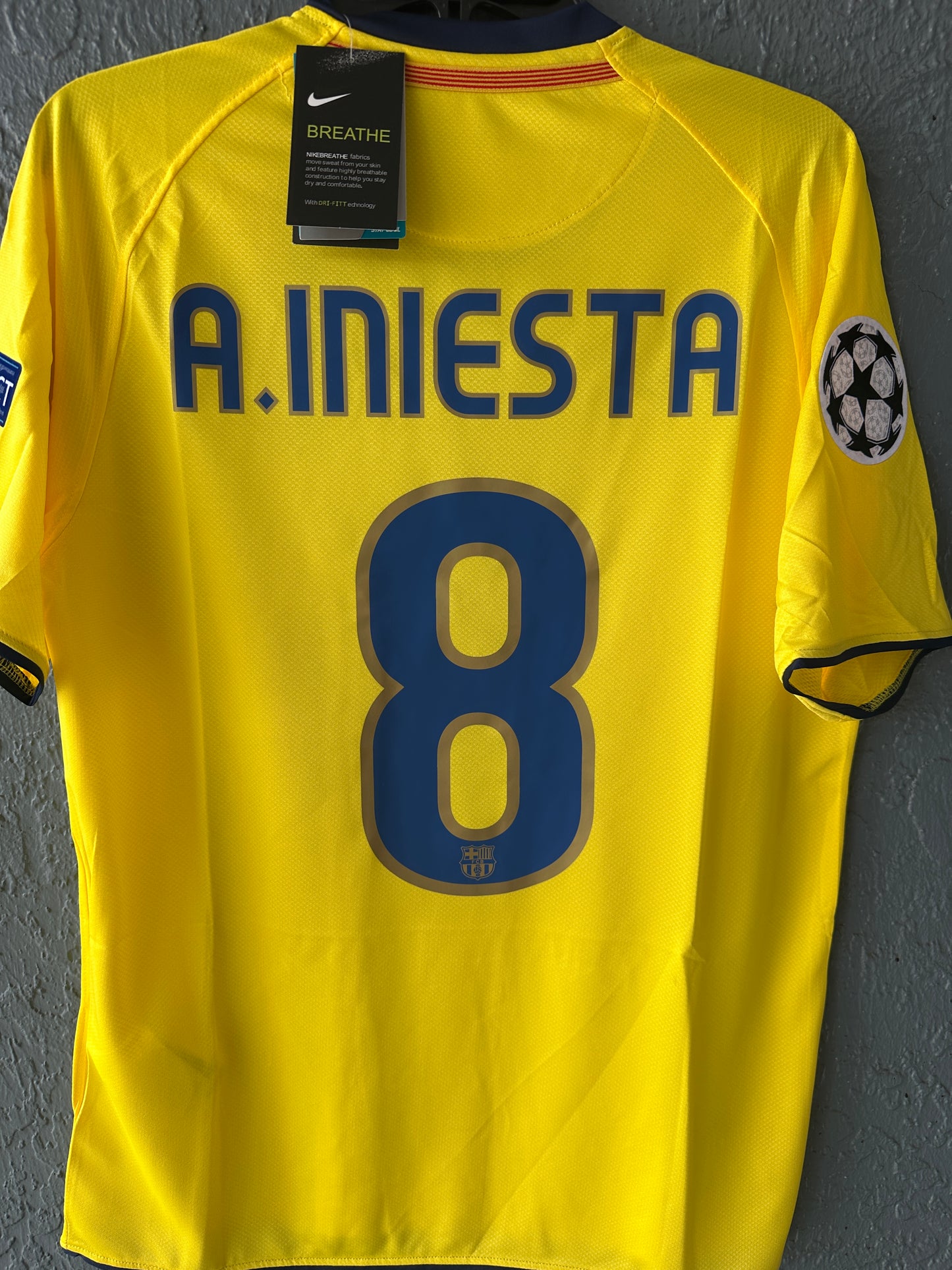 Barcelona 2009 Away Andres Iniesta #8 Soccer Jersey Men Size