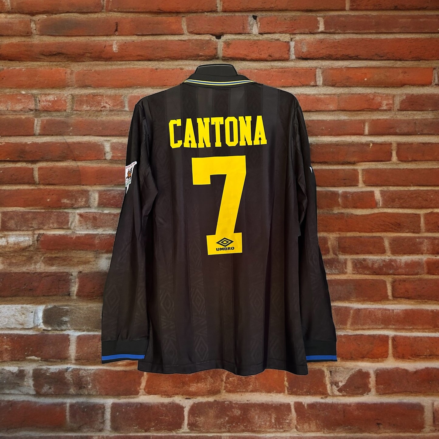 Manchester United Eric Cantona #7 Away Black Retro Soccer Jersey 93/95 Men Size
