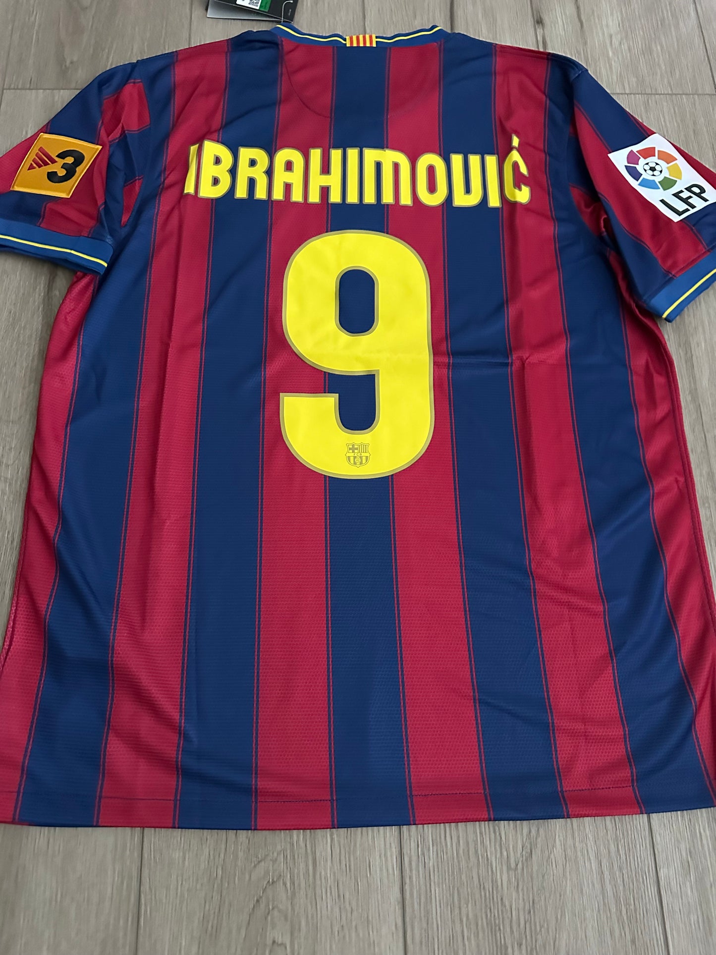 Soccer Jersey Zlatan Ibrahimovic 9 Retro Barcelona 09/10 Home Shirt Red Men Size