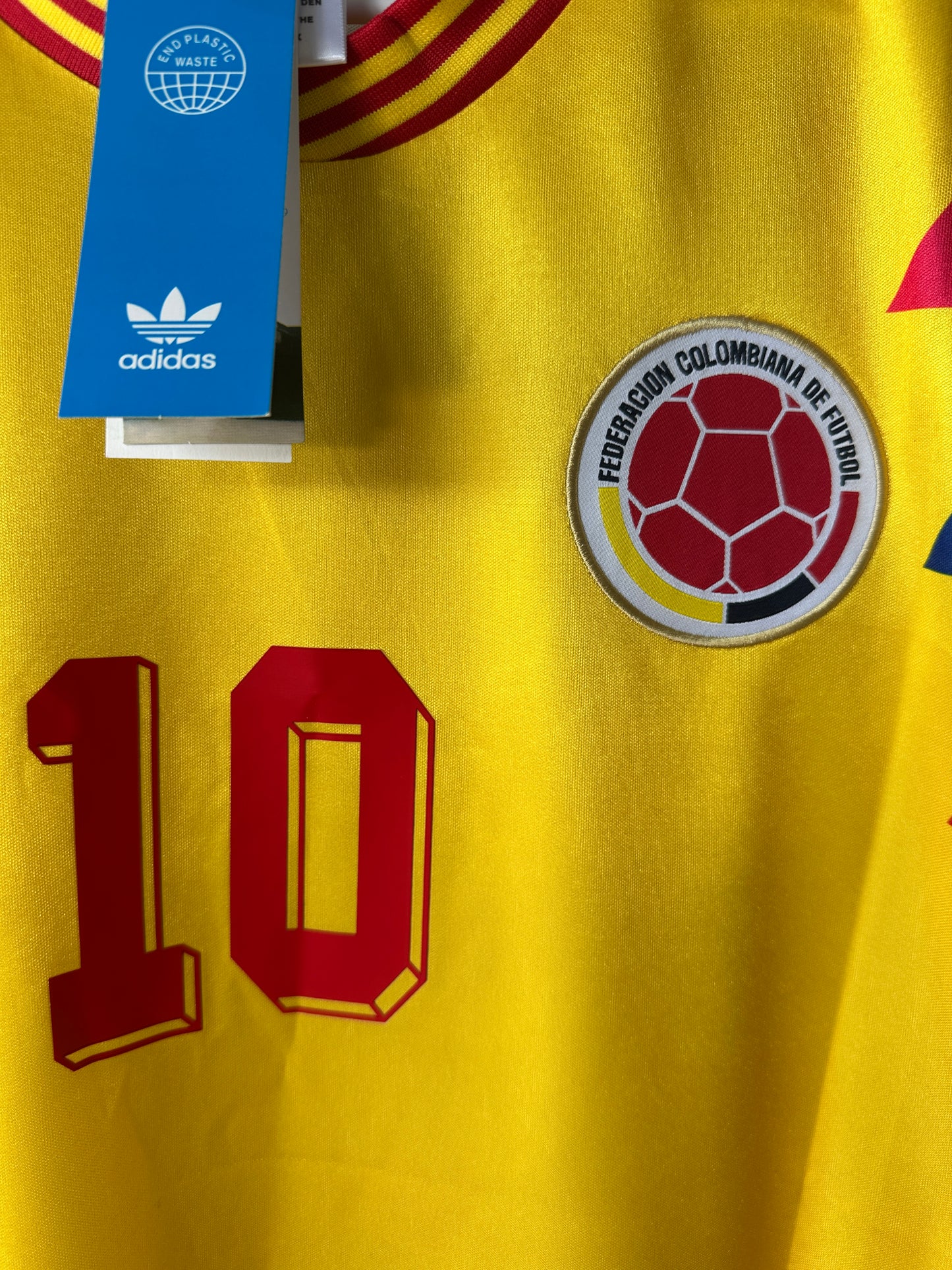 Colombia Carlos Valderrama Retro Soccer Jersey Yellow 1990 FWC Men Size