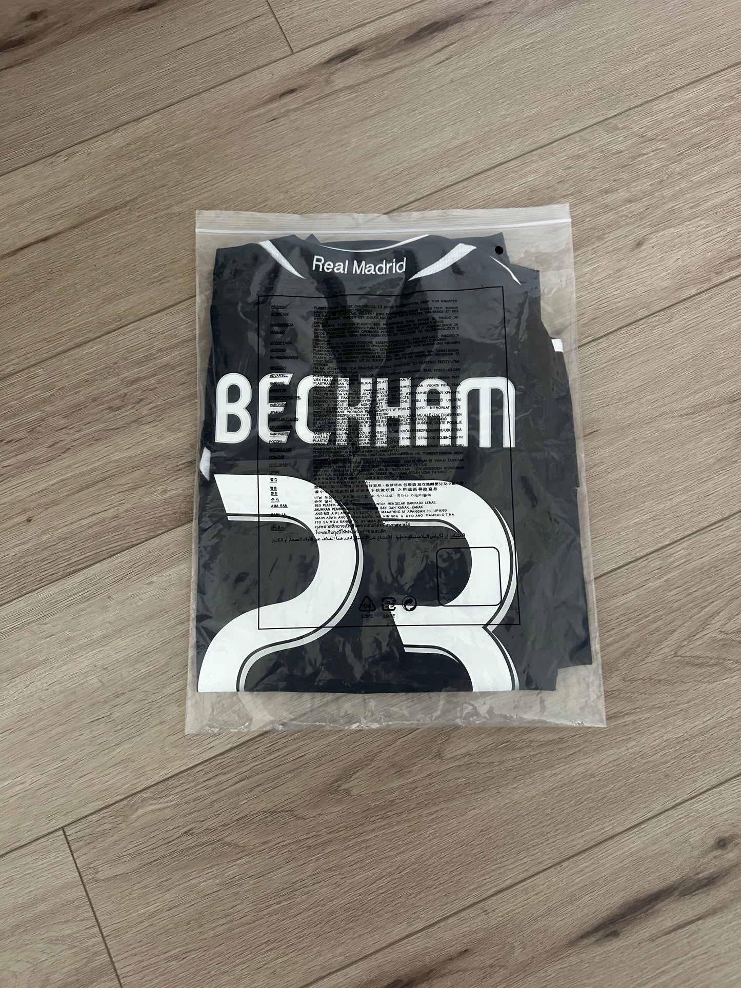 Real Madrid David Beckham #23 Soccer Jersey Retro 06/07 UCL Black Long Sleeves