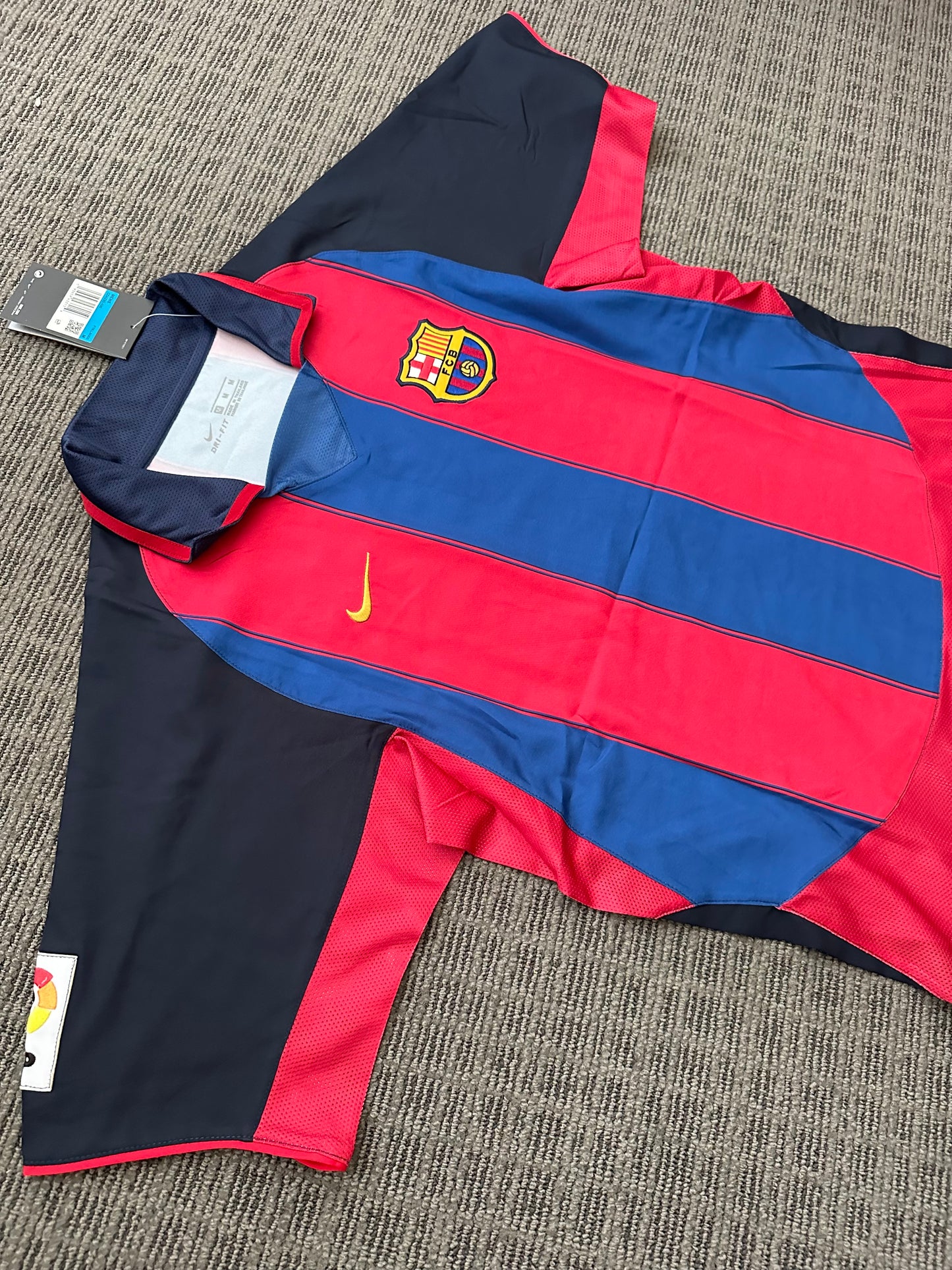 Barcelona Ronaldinho #10 Soccer Jersey Retro Men Size