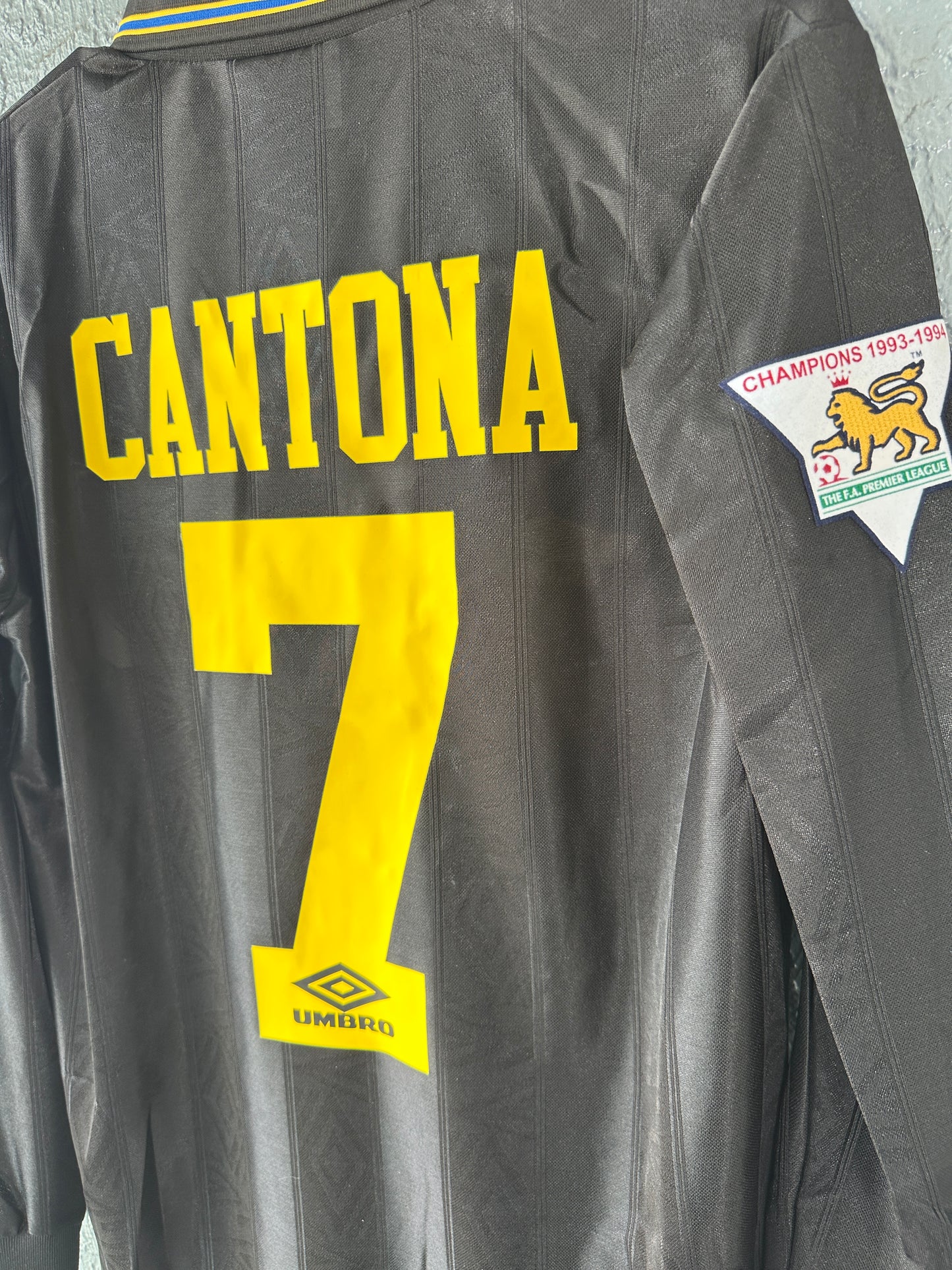 Manchester United Eric Cantona #7 Away Black Retro Soccer Jersey 93/95 Men Size