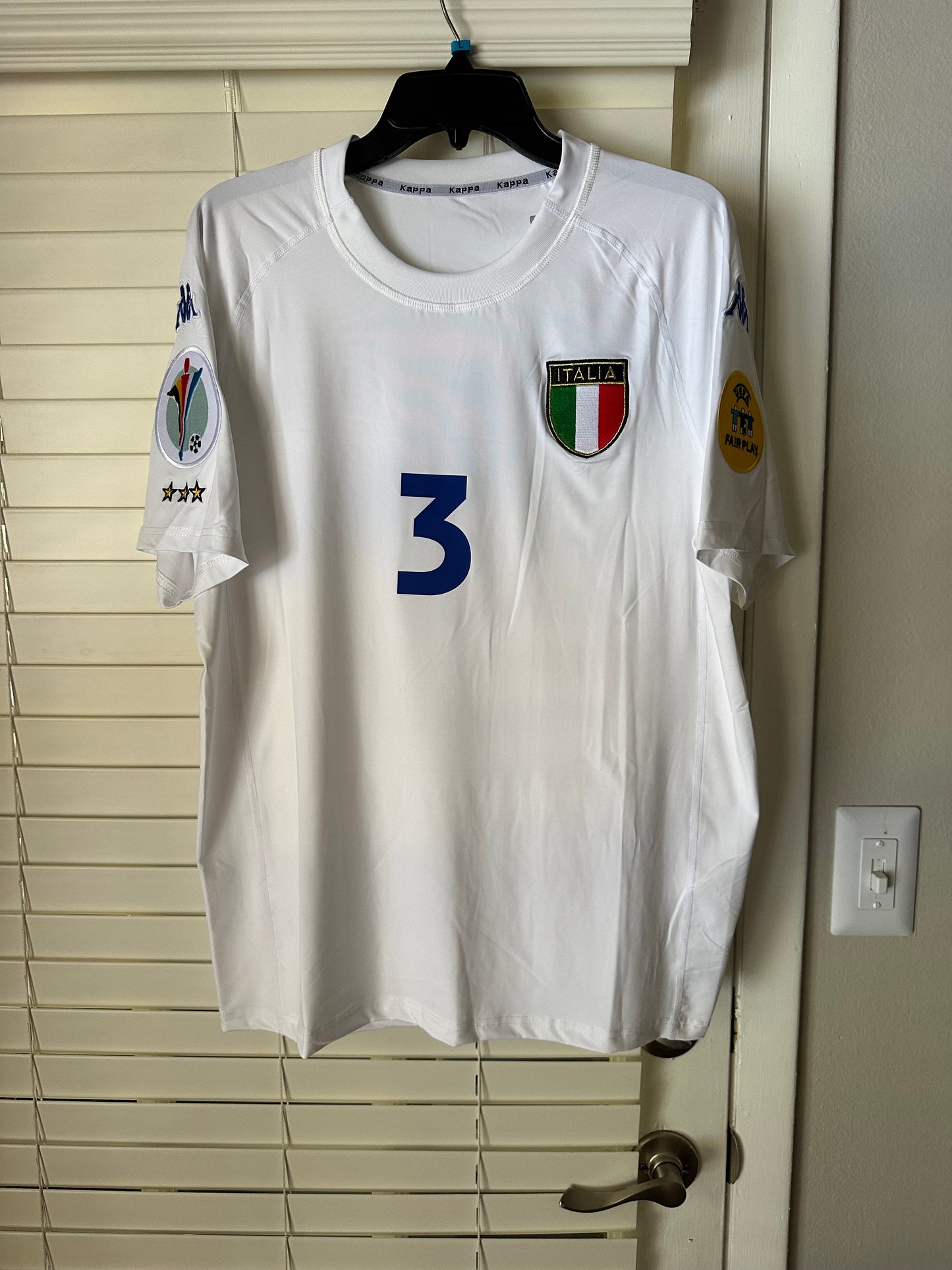 Italy Paolo Maldini #3 Retro Soccer Jersey Eurocup 2000 Away white Men size