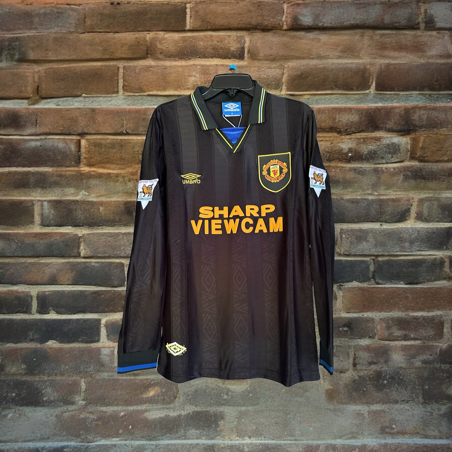 Manchester United Eric Cantona #7 Away Black Retro Soccer Jersey 93/95 Men Size