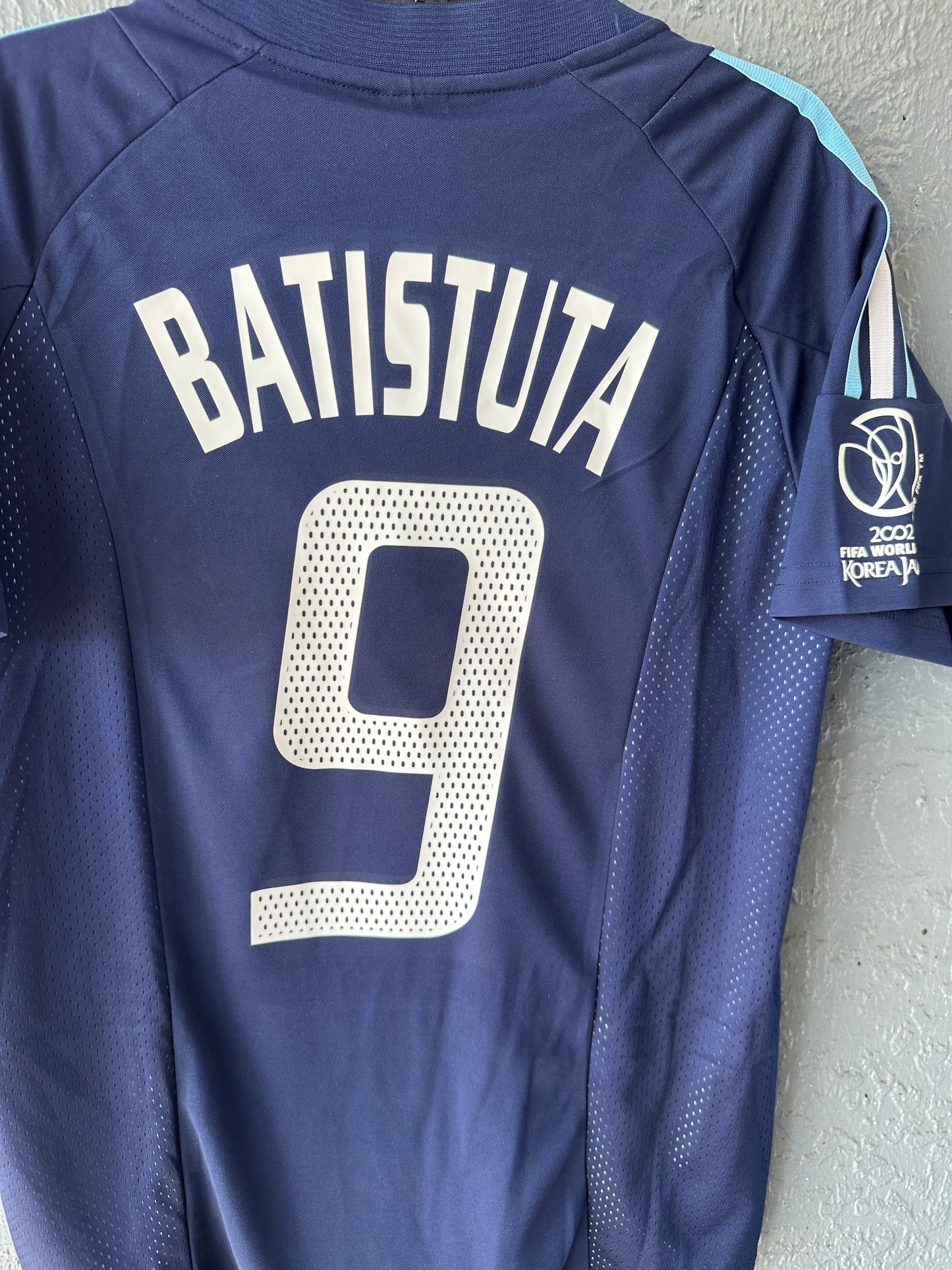 Argentina Gabriel Batistuta #9 Retro Soccer Jersey Away Blue FWC 2002 Men Size
