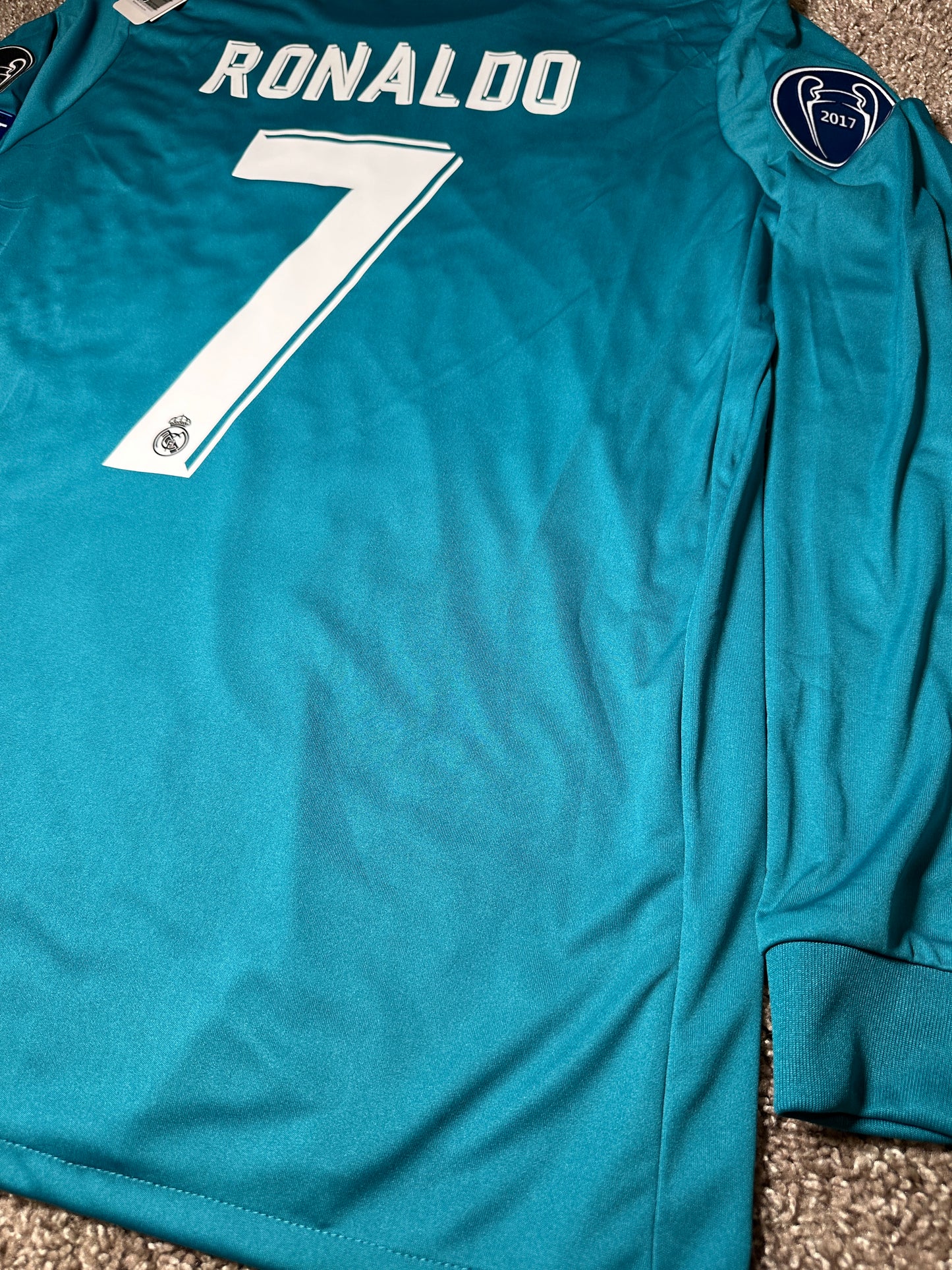 Cristiano Ronaldo #7 Real Madrid 17/18 Retro Away Green Long Sleeves Soccer Jersey Men Size