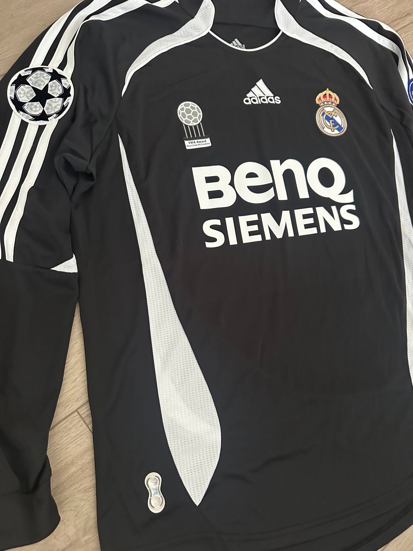Real Madrid David Beckham #23 Soccer Jersey Retro 06/07 UCL Black Long Sleeves