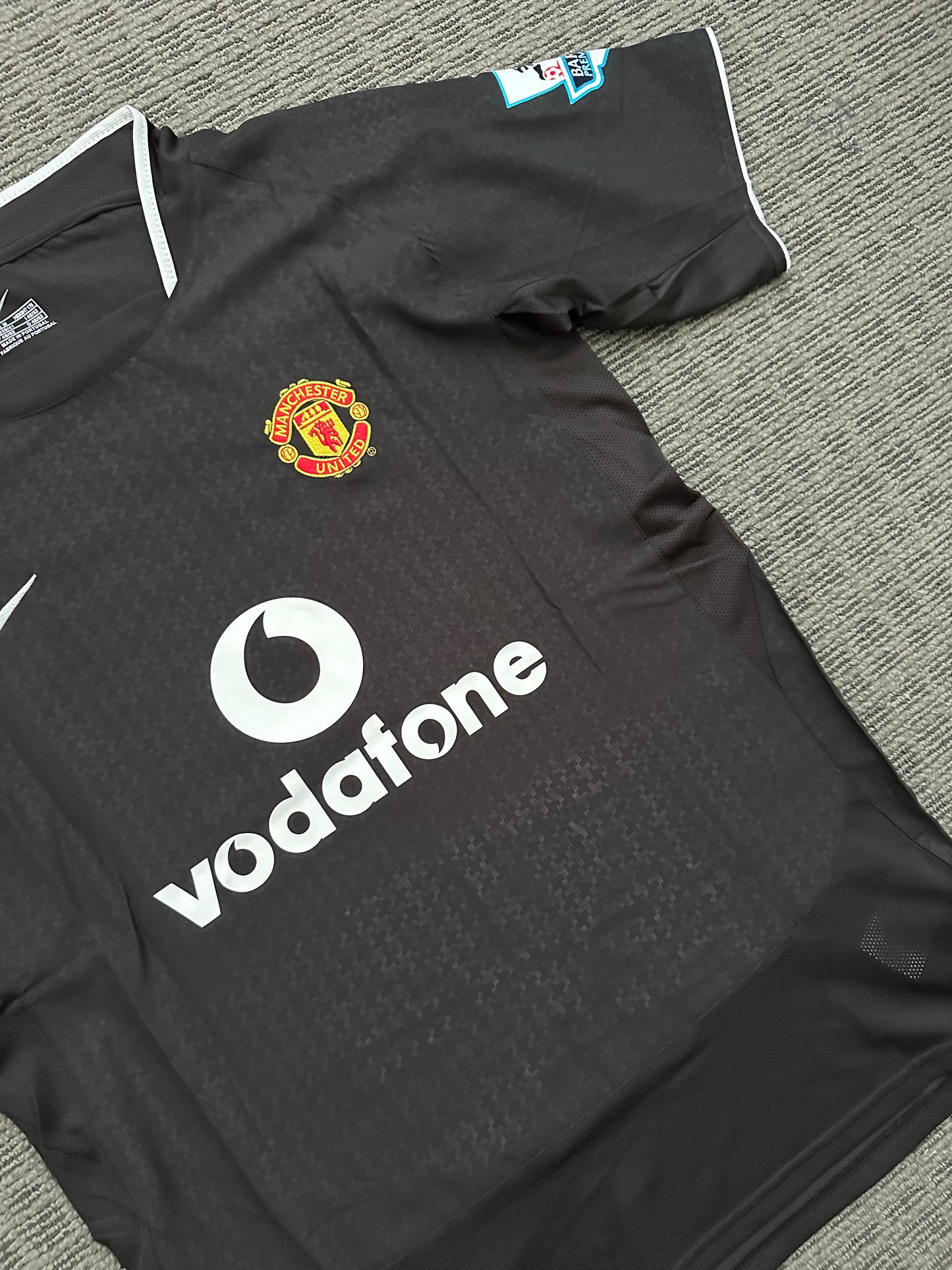 Manchester United Retro Cristiano Ronaldo #7 Soccer Jersey Black Away 03/04 Men