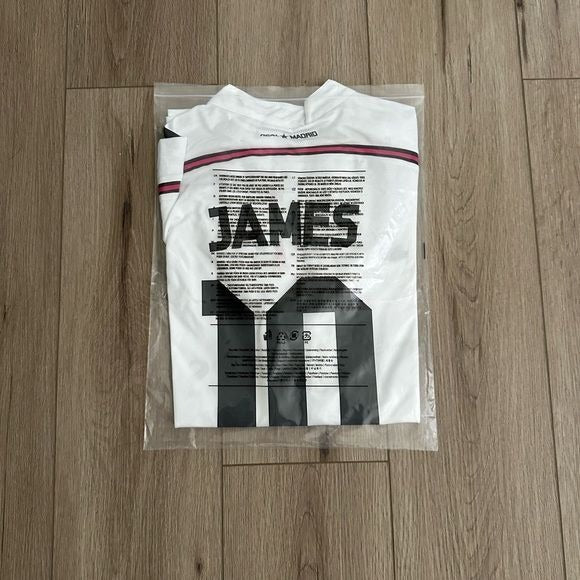 Real Madrid Retro 14/15 James Rodriguez #10 Soccer Jersey Champions Home Men