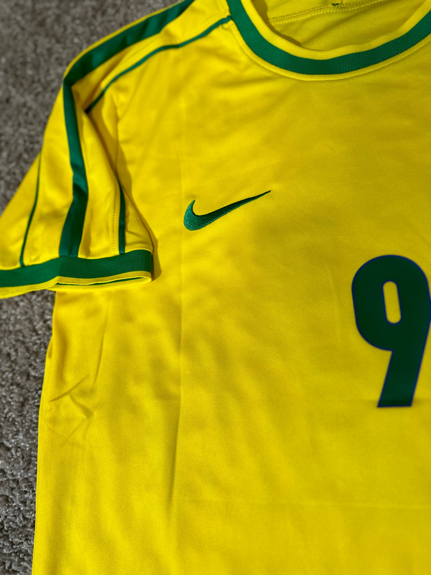 Brazil Soccer Jersey Retro 1998 Ronaldo Nazario #9 Home Yellow Men’s