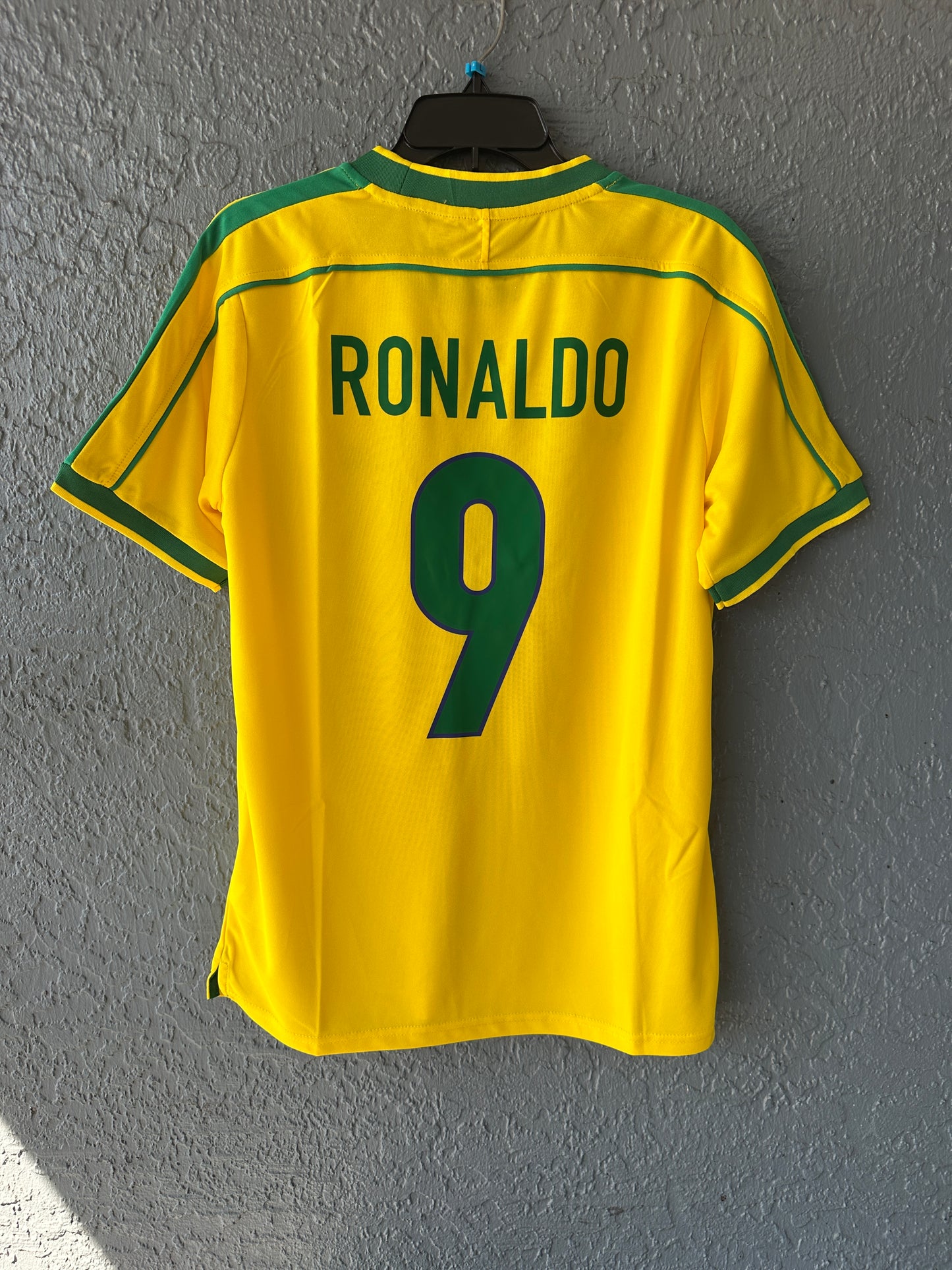 Brazil Soccer Jersey Retro 1998 Ronaldo Nazario #9 Home Yellow Men’s