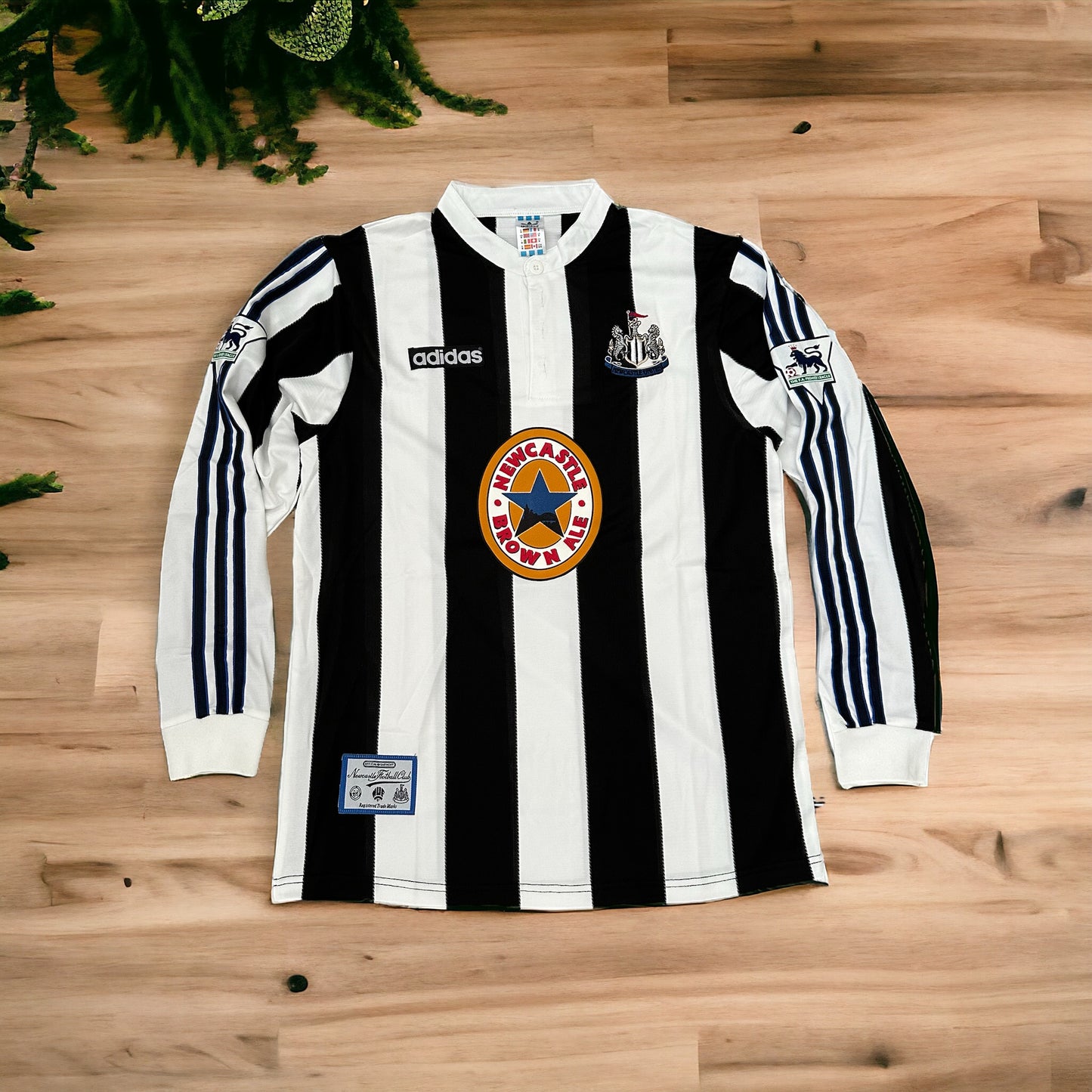 Newcastle Retro 95/97 Alan Shearer #9 Soccer Shirt Long Sleeves Men Black White