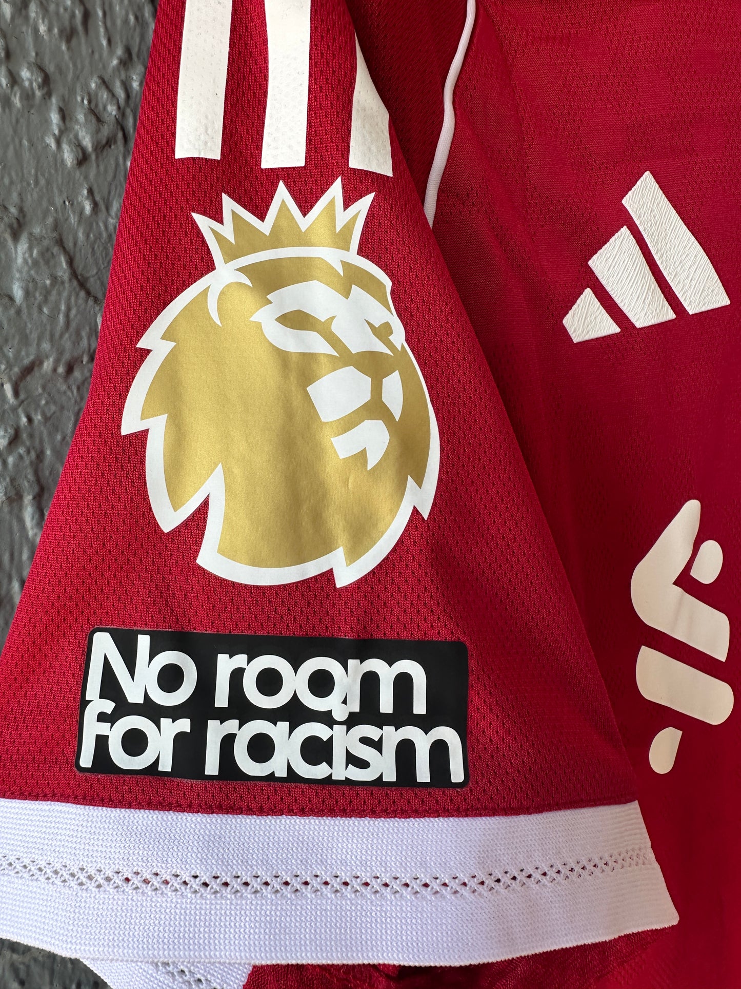 Liverpool Isak Jersey Home 2025/2026