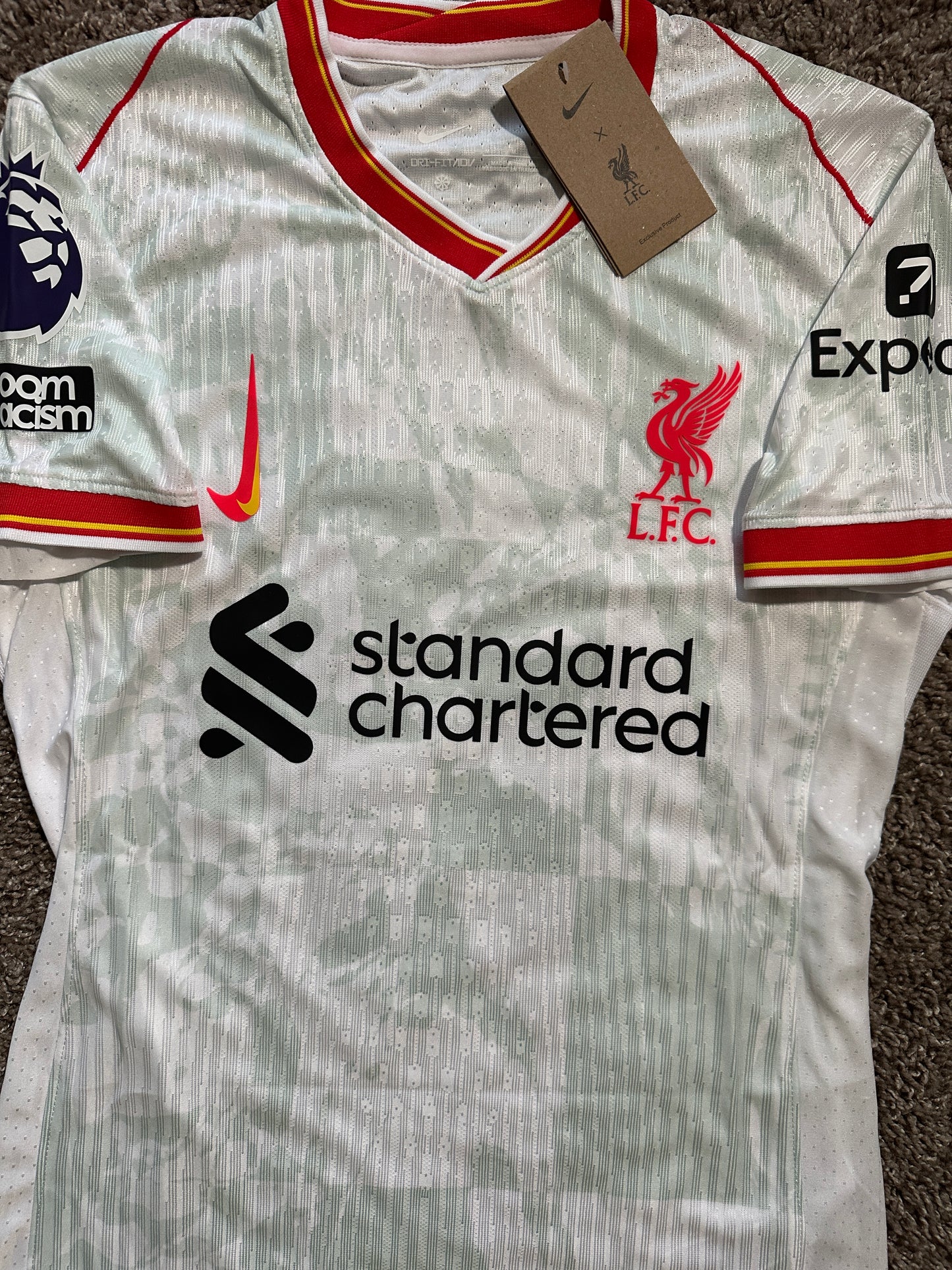 Liverpool Mohamed Salah #11 Away White Soccer Jersey 24/25 Men Shirt Size Football