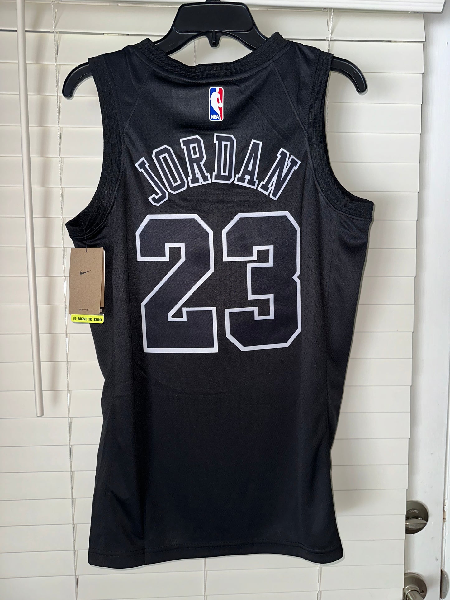 Chicago Bulls Michael Jordan Basketball Jersey Black MVP Edition #23 Men Size Shirt Rings