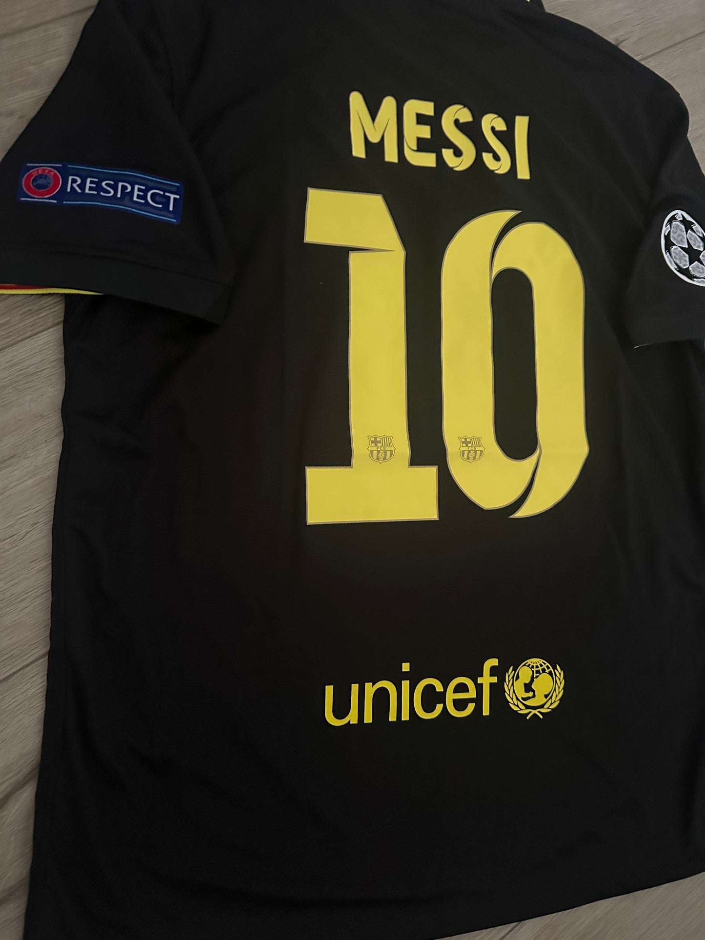 Lionel Messi Barcelona 13/14 Retro Soccer Jersey Black Champions Large Men Size