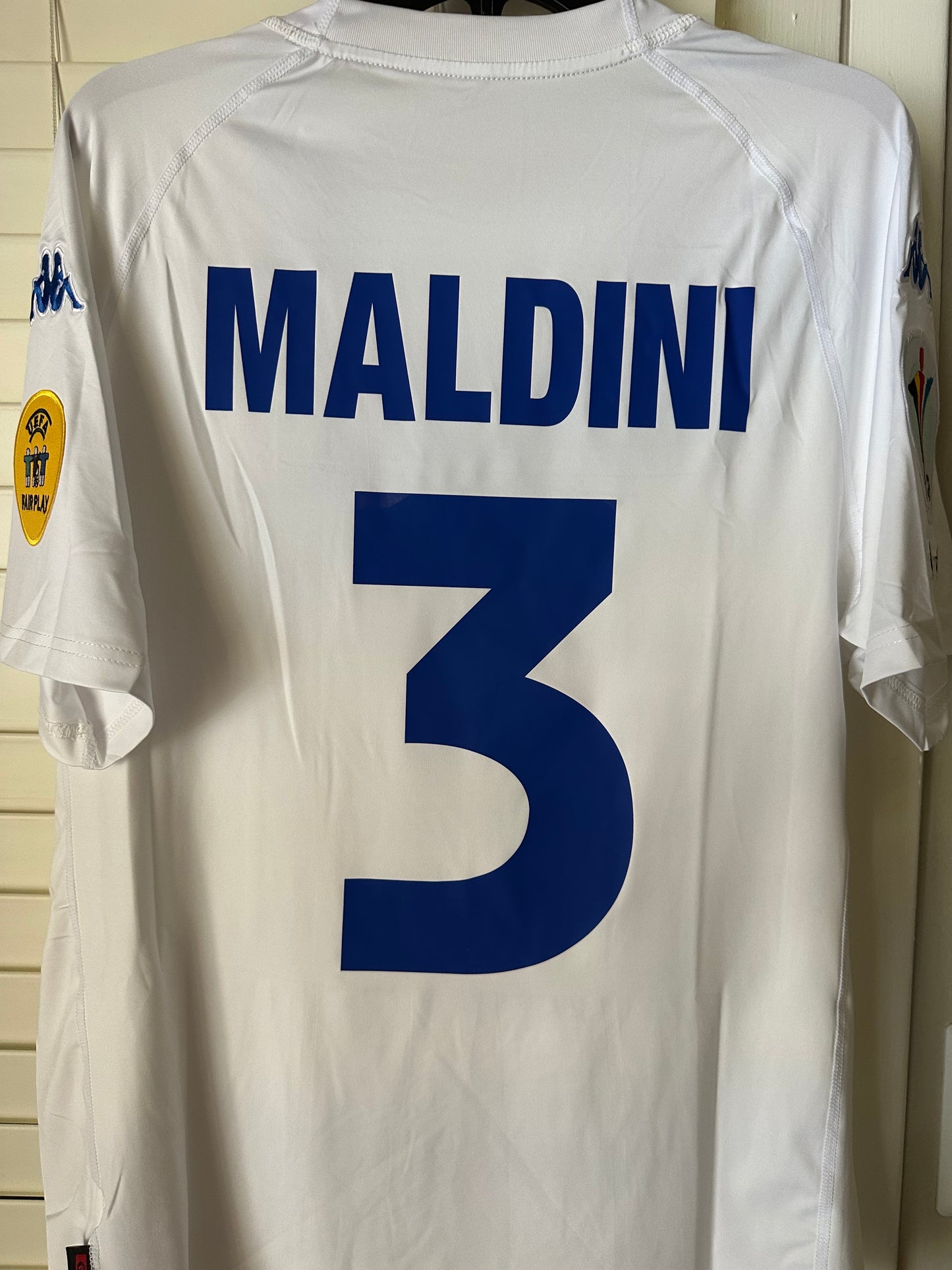Italy Paolo Maldini #3 Retro Soccer Jersey Eurocup 2000 Away white Men size