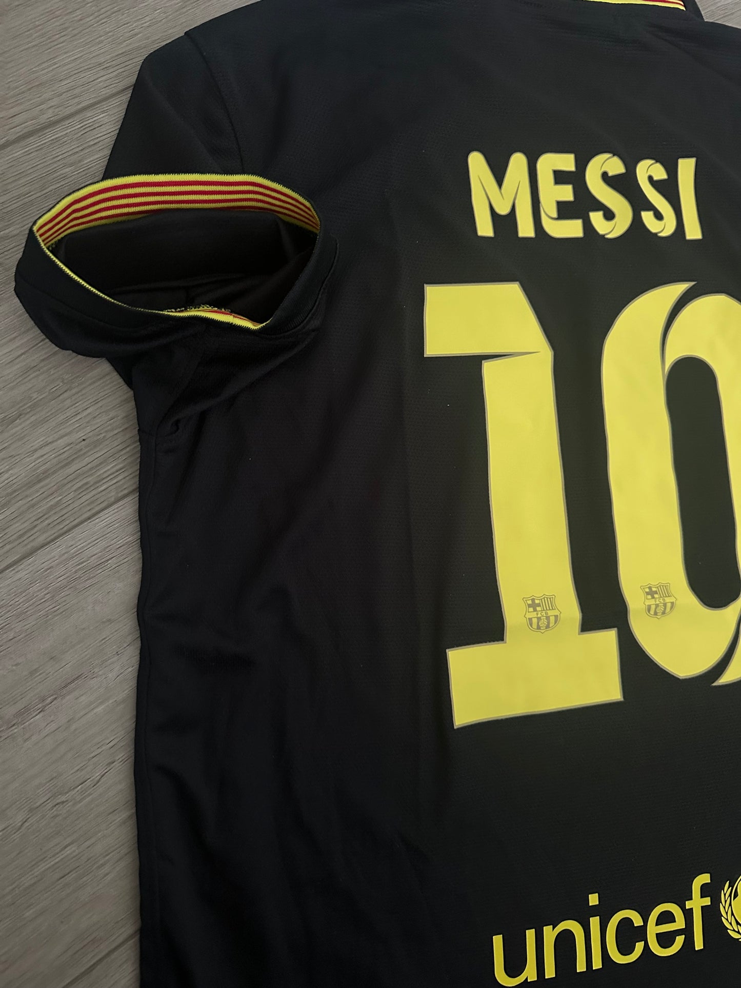 Lionel Messi Barcelona 13/14 Retro Soccer Jersey Black Champions Large Men Size