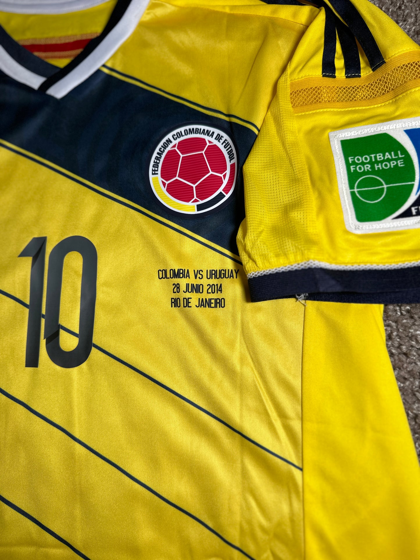 Colombia James Rodriguez #10 Home Yellow FWC Soccer Jersey 2014 Legend Men