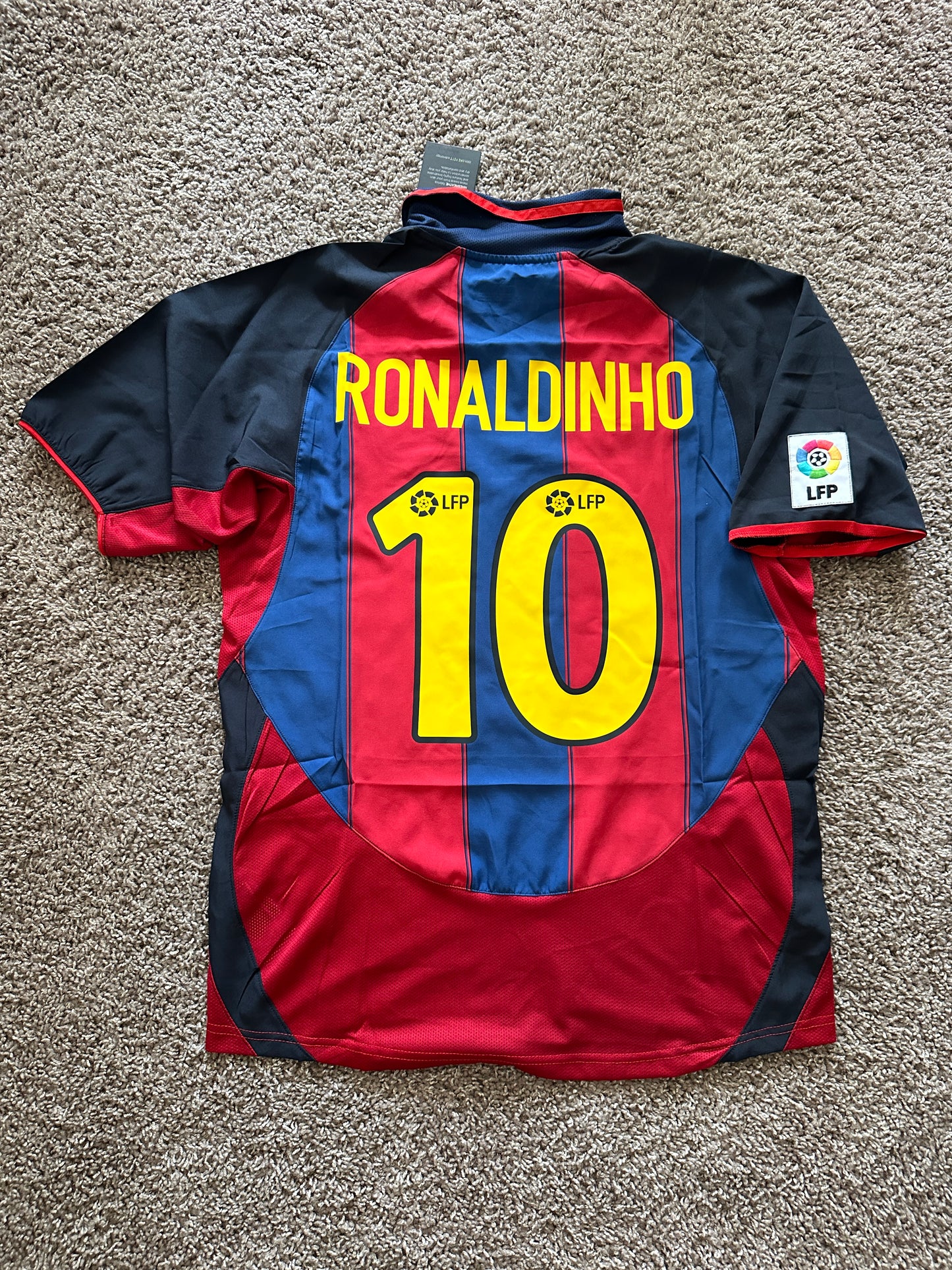 Barcelona Ronaldinho #10 Soccer Jersey Retro Men Size