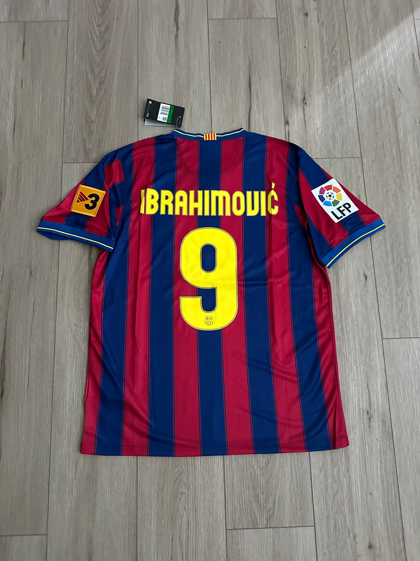 Soccer Jersey Zlatan Ibrahimovic 9 Retro Barcelona 09/10 Home Shirt Red Men Size