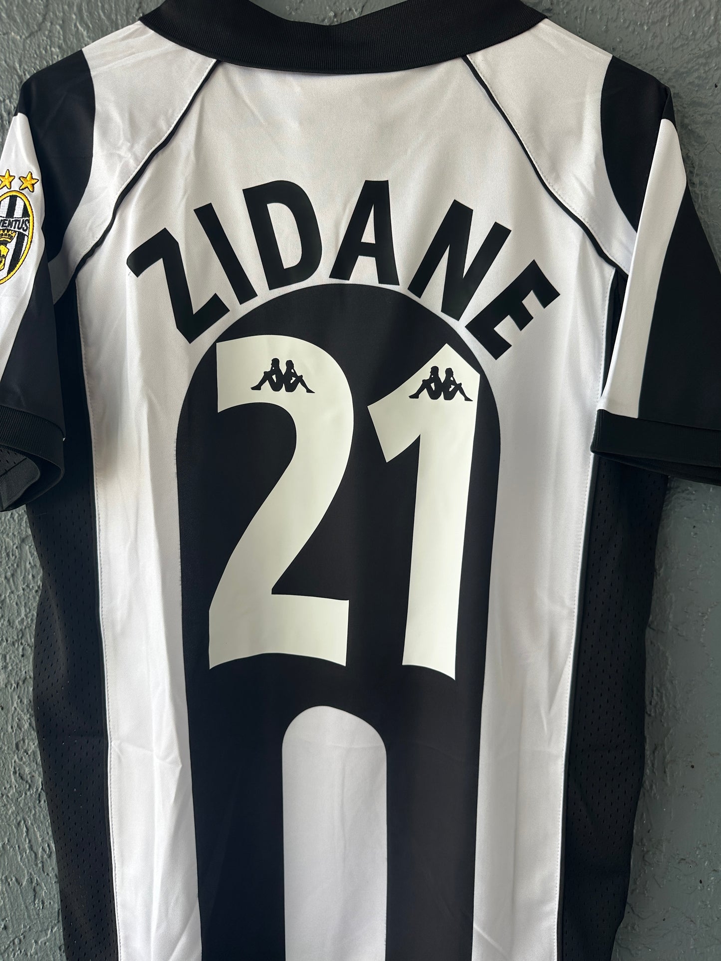Zinedine Zidane Juventus 97/98 Home Retro Black Soccer Jersey #21 Men Football