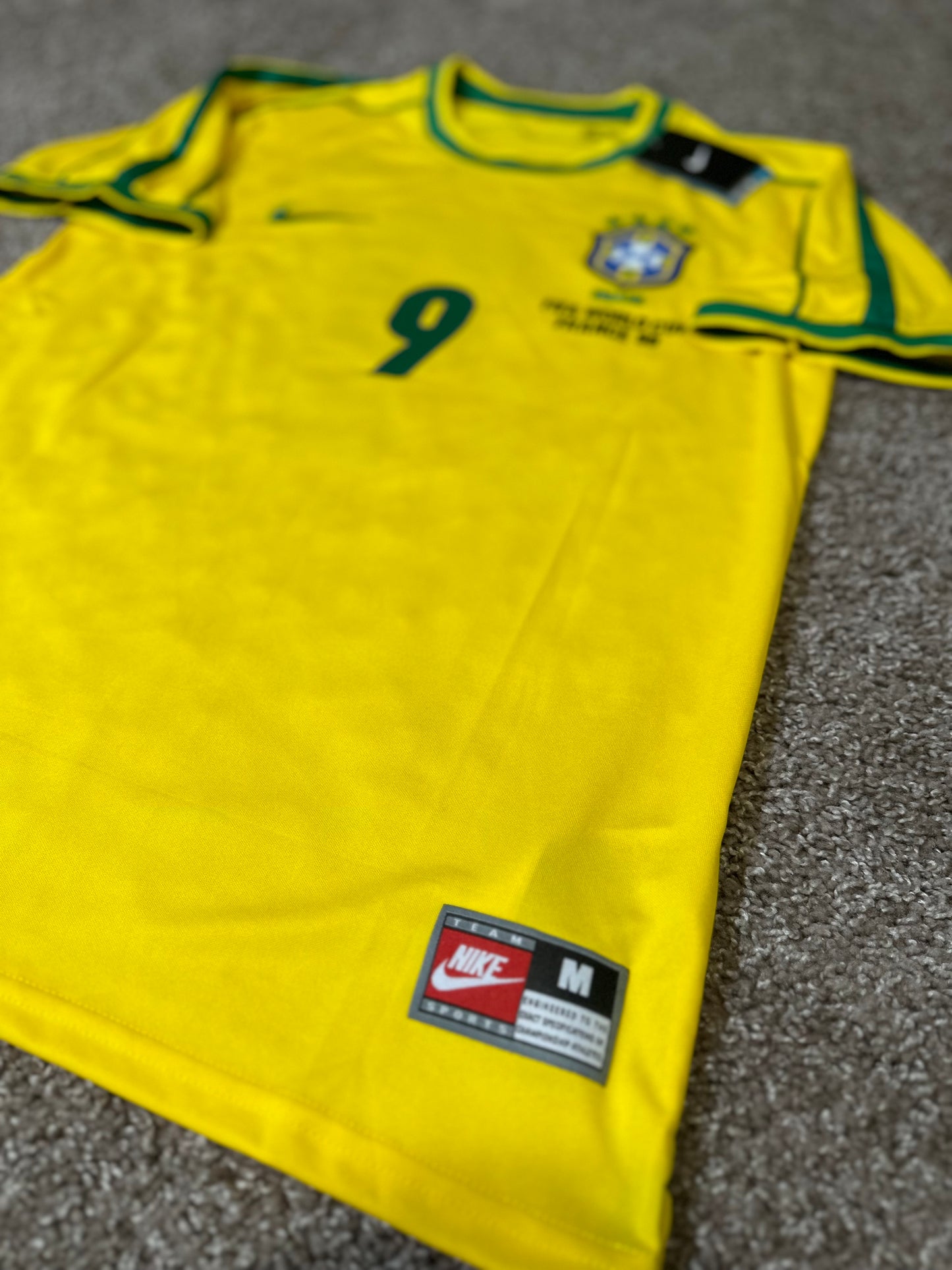 Brazil Soccer Jersey Retro 1998 Ronaldo Nazario #9 Home Yellow Men’s