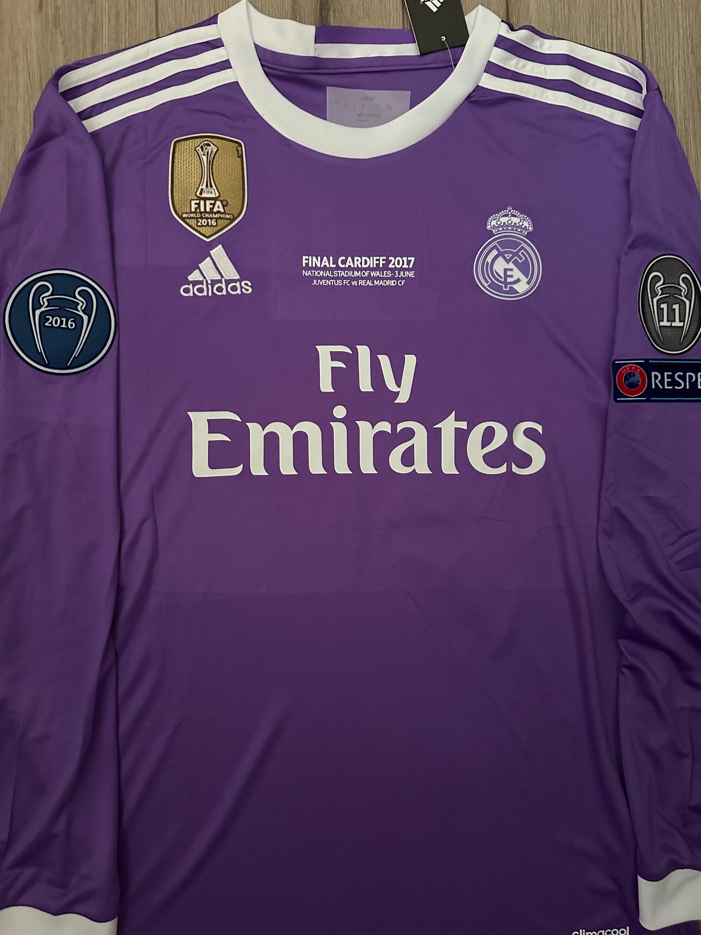 Real Madrid Cristiano Ronaldo #7 Retro Purple Soccer Jersey Final 2017 Men Size