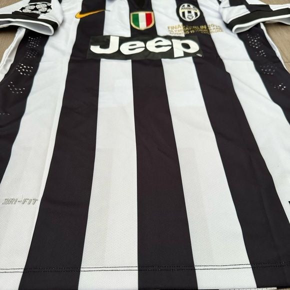 Juventus Arturo Vidal #23 Retro Soccer Jersey 2014/15 Home Black White Men Size