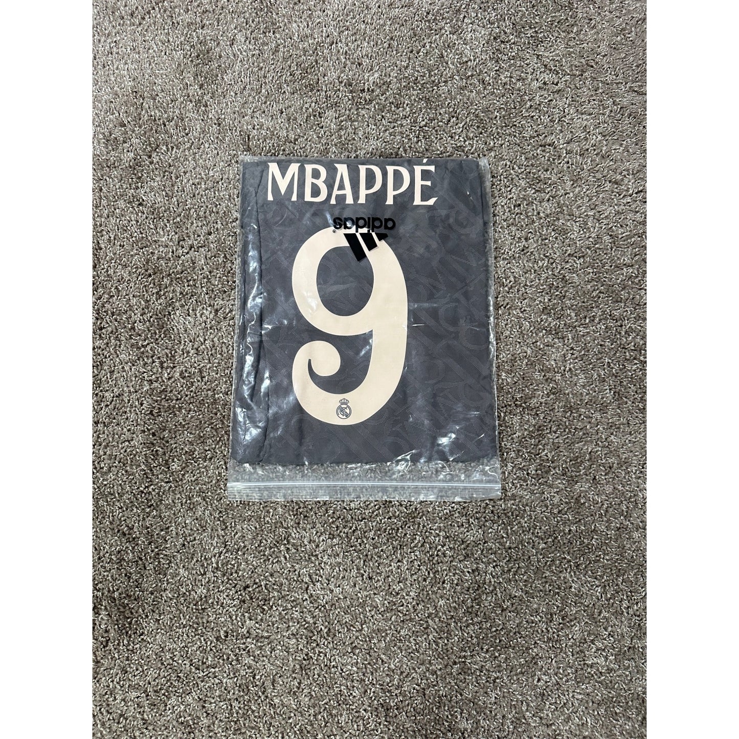 Real Madrid Kylian Mbappe #9 Soccer Jersey Gray Away 2004/25 Men Shirt Size