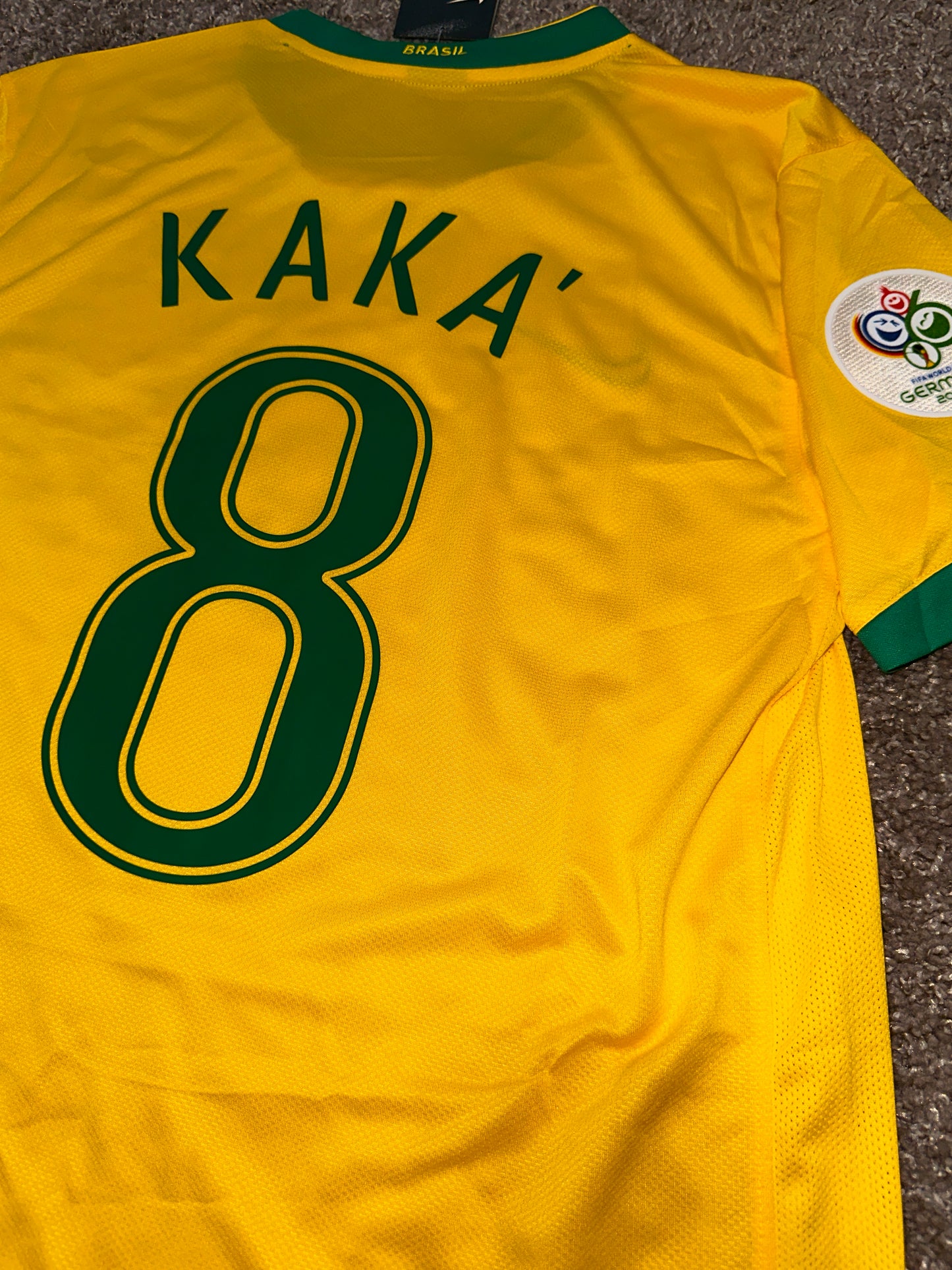 Brazil 2006 Ricardo Kaka’ #8 Soccer Jersey World Cup Yellow Home Men Shirt Size