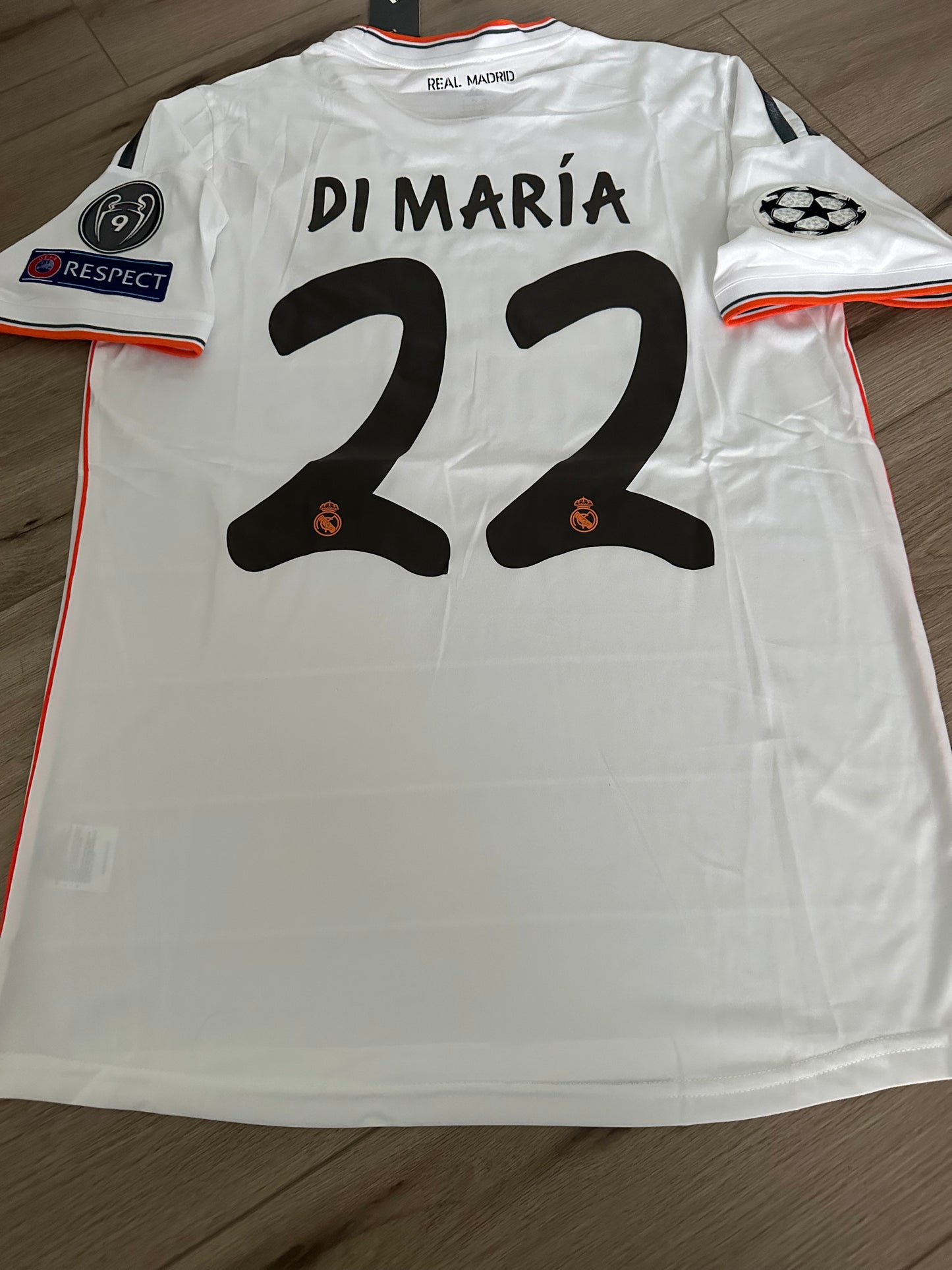 Real Madrid Angel Di Maria #11 2014 Retro Soccer Jersey UCL Finals #22 Home Men