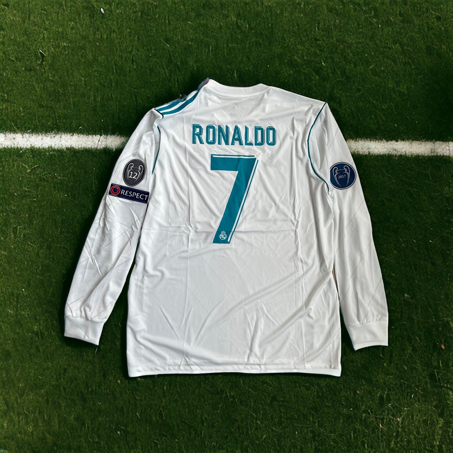 Ronaldo Real Madrid Jersey 2018 Final Champions Long Sleeves White Regular Size