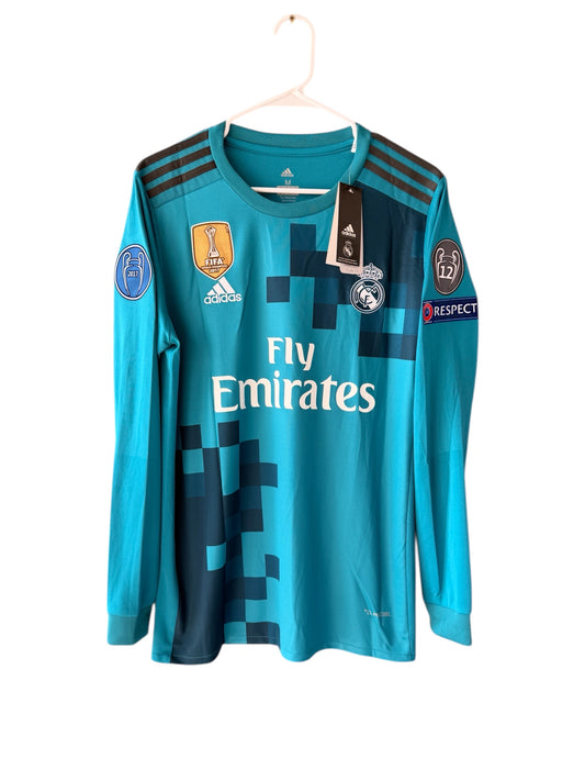 Real Madrid 2017/18 Away UCL Retro Soccer Jersey – Cristiano Ronaldo #7 – Green Long Sleeve Men