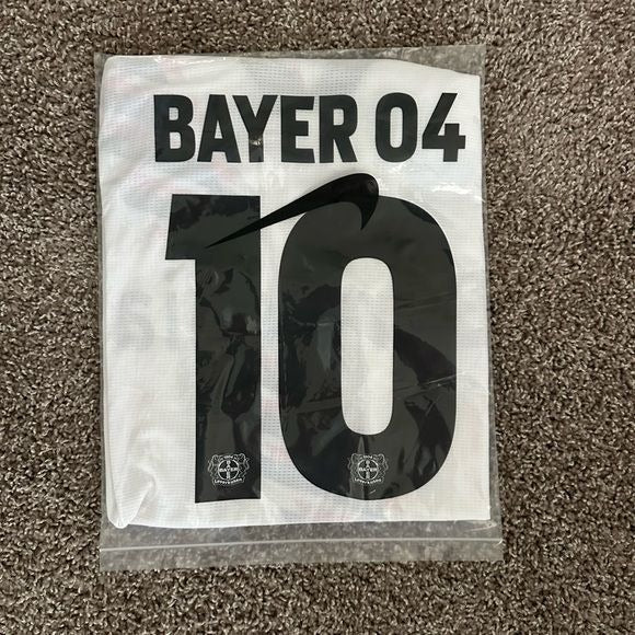 Bayern Leverkusen Florian Wirtz #10 Soccer Jersey 23/24 Away White Men Player