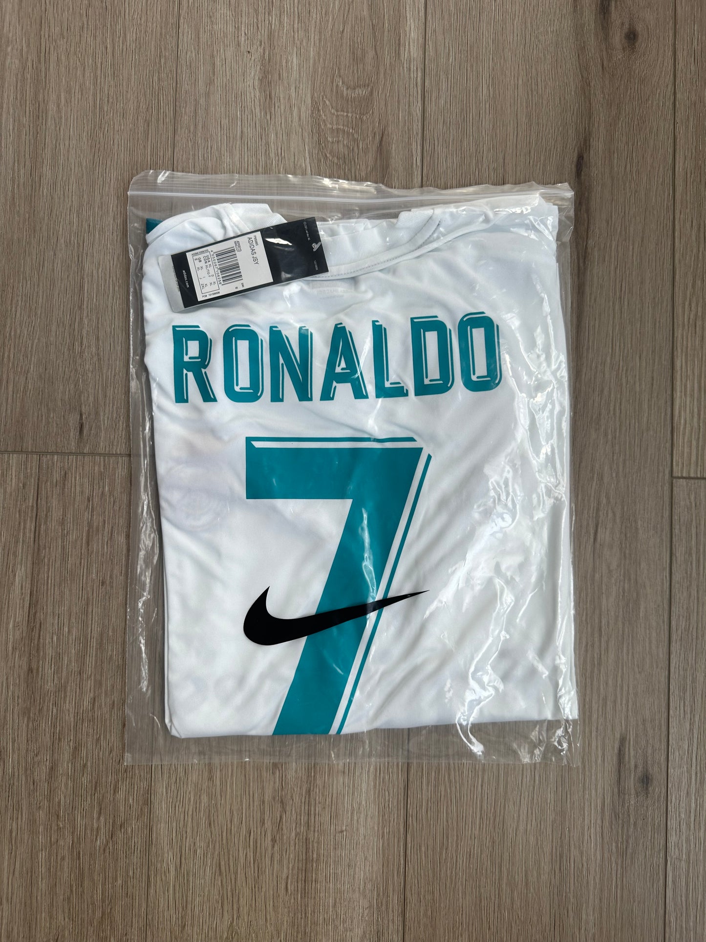 Ronaldo Real Madrid Jersey 2018 Final Champions Long Sleeves White Regular Size