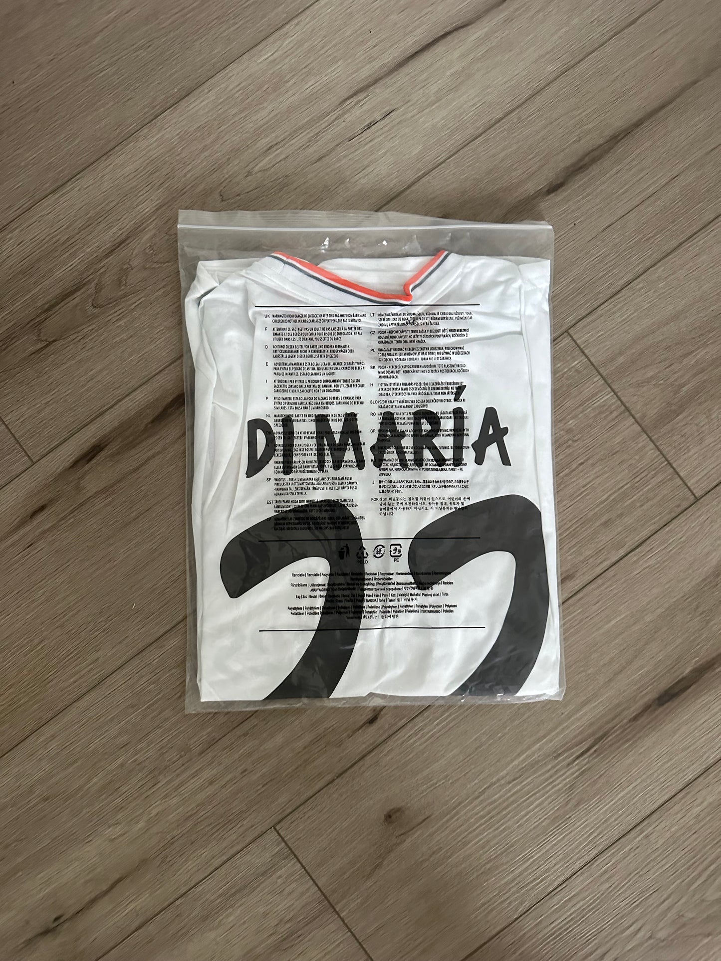 Real Madrid Angel Di Maria #11 2014 Retro Soccer Jersey UCL Finals #22 Home Men