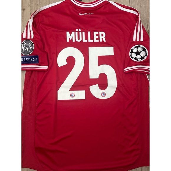 Bayern Munich Thomas Muller Red #25 Soccer Jersey Final 2013 UCL Men Regular